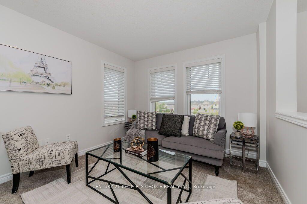 Photo 3 of Unit 88, 70 Willowrun Drive, Kitchener — HOMEH