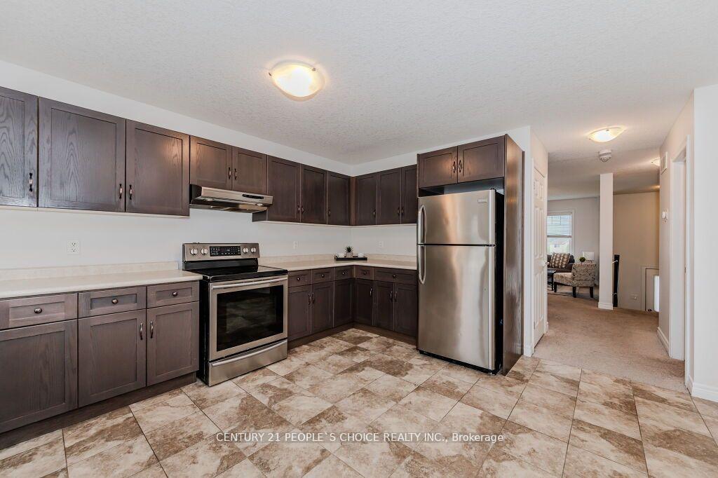 Photo 7 of Unit 88, 70 Willowrun Drive, Kitchener — HOMEH