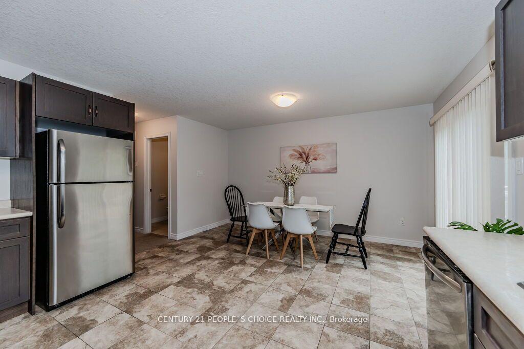 Photo 10 of Unit 88, 70 Willowrun Drive, Kitchener — HOMEH