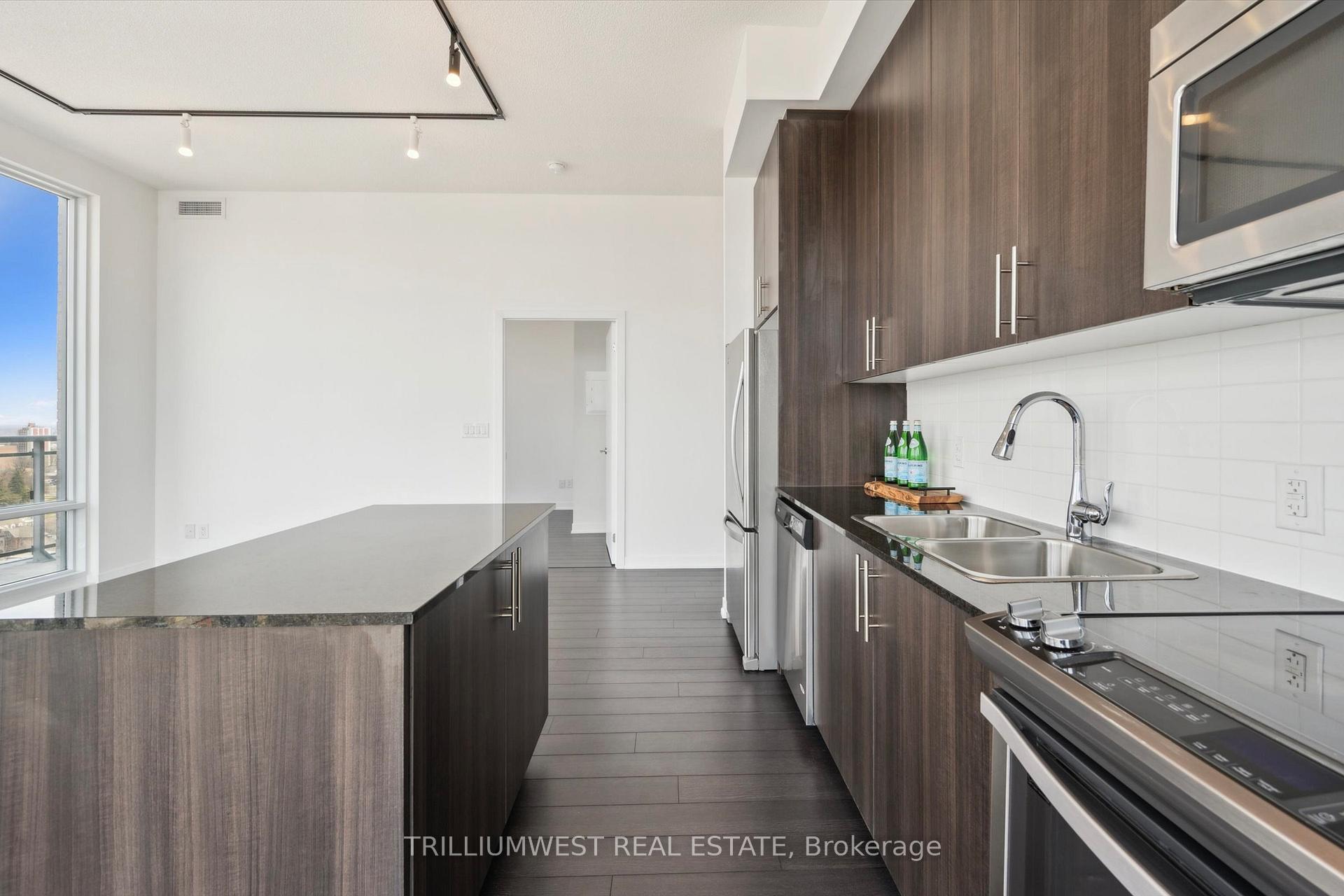 Photo 12 of Unit 1702, 85 Duke Street W, Kitchener — HOMEH