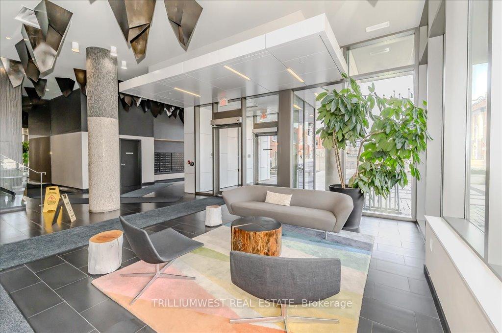 Photo 32 of Unit 1702, 85 Duke Street W, Kitchener — HOMEH