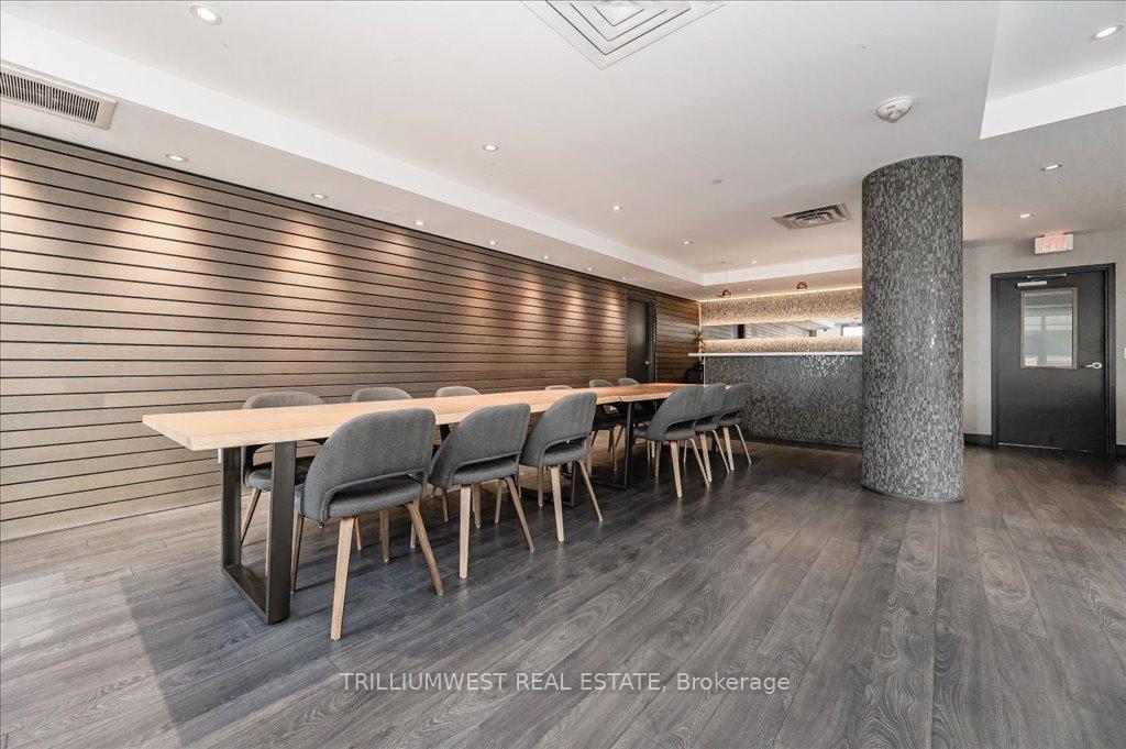 Photo 37 of Unit 1702, 85 Duke Street W, Kitchener — HOMEH