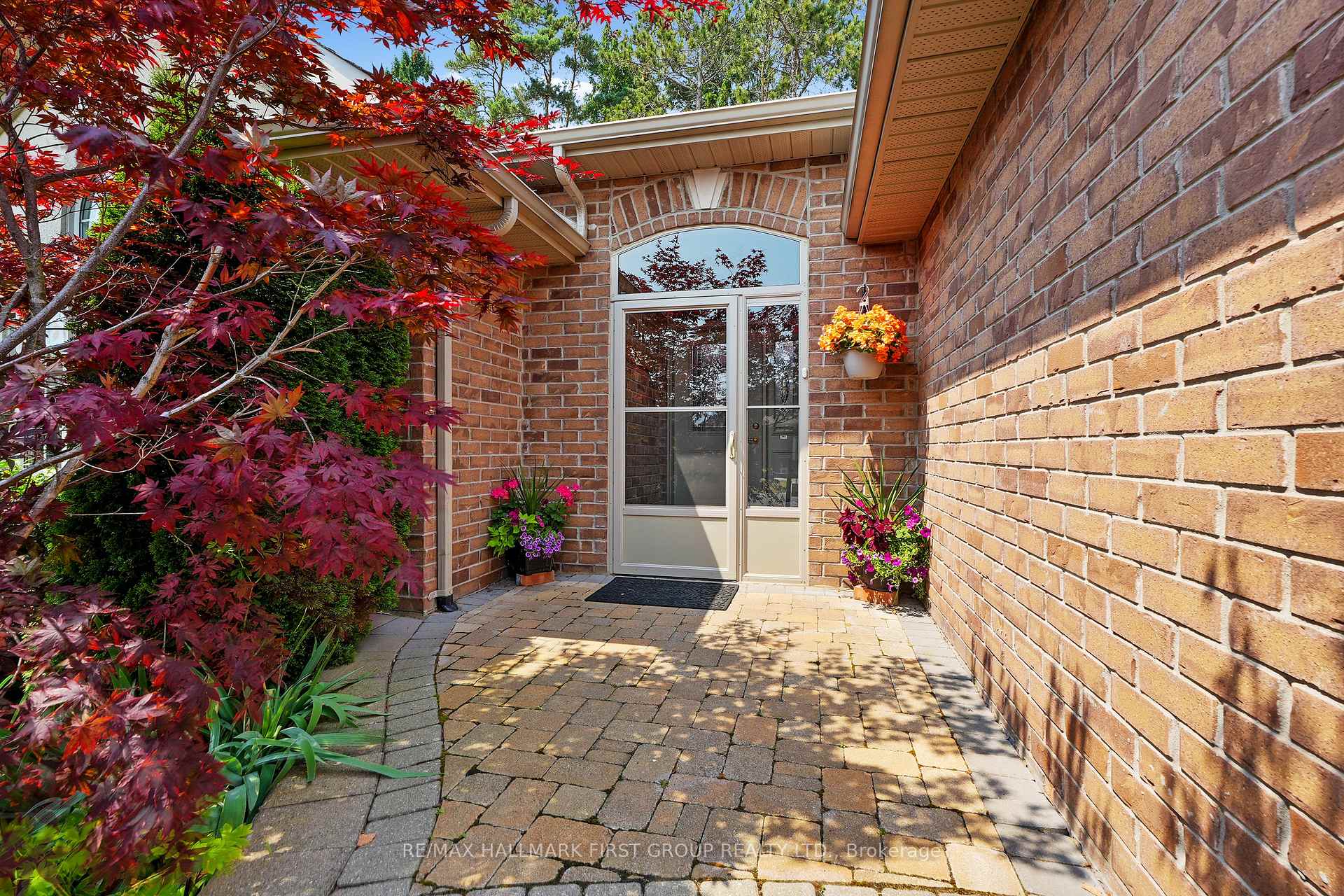 Photo 2 of 29 Algonquin Avenue, Brighton — HOMEH