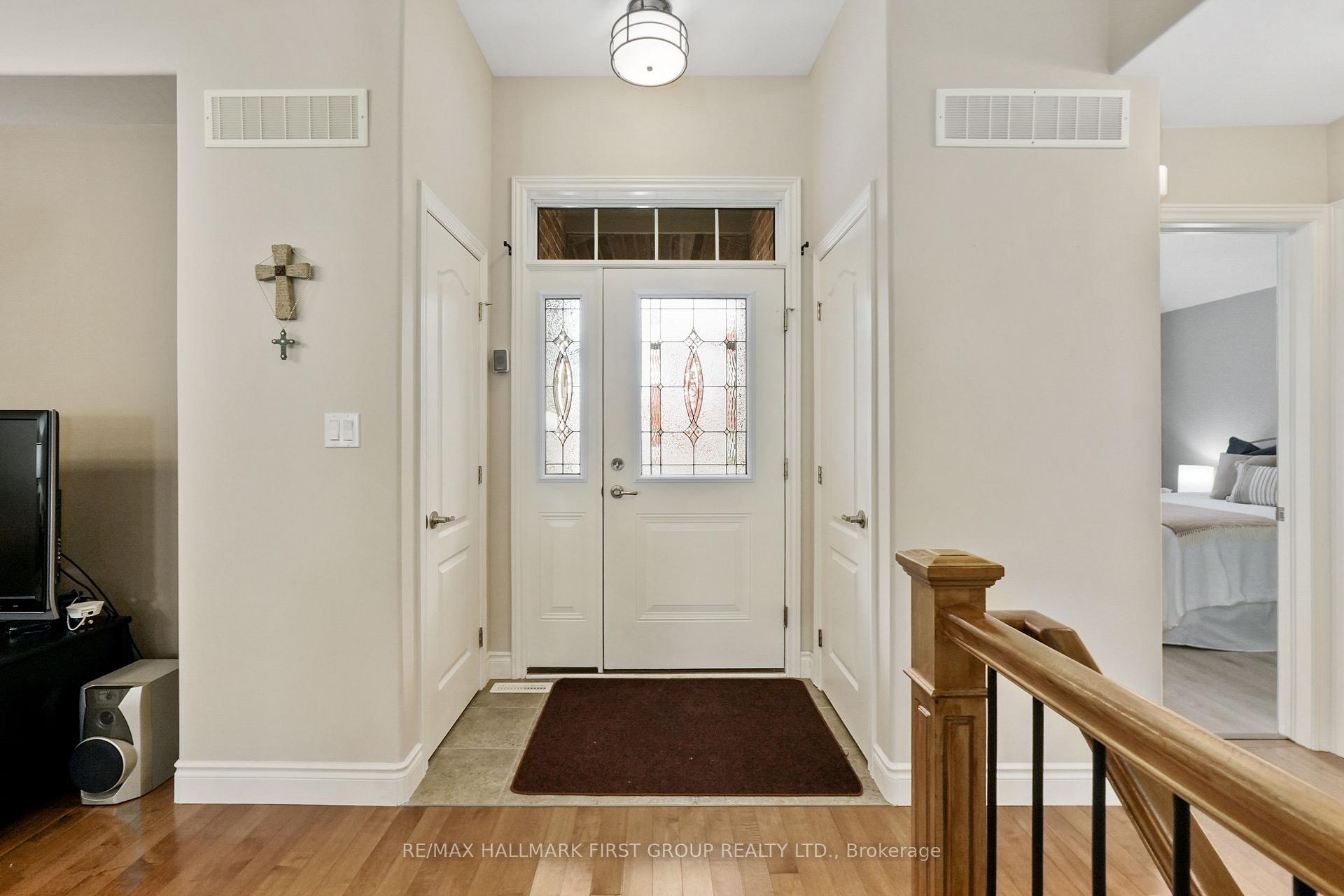 Photo 9 of 29 Algonquin Avenue, Brighton — HOMEH