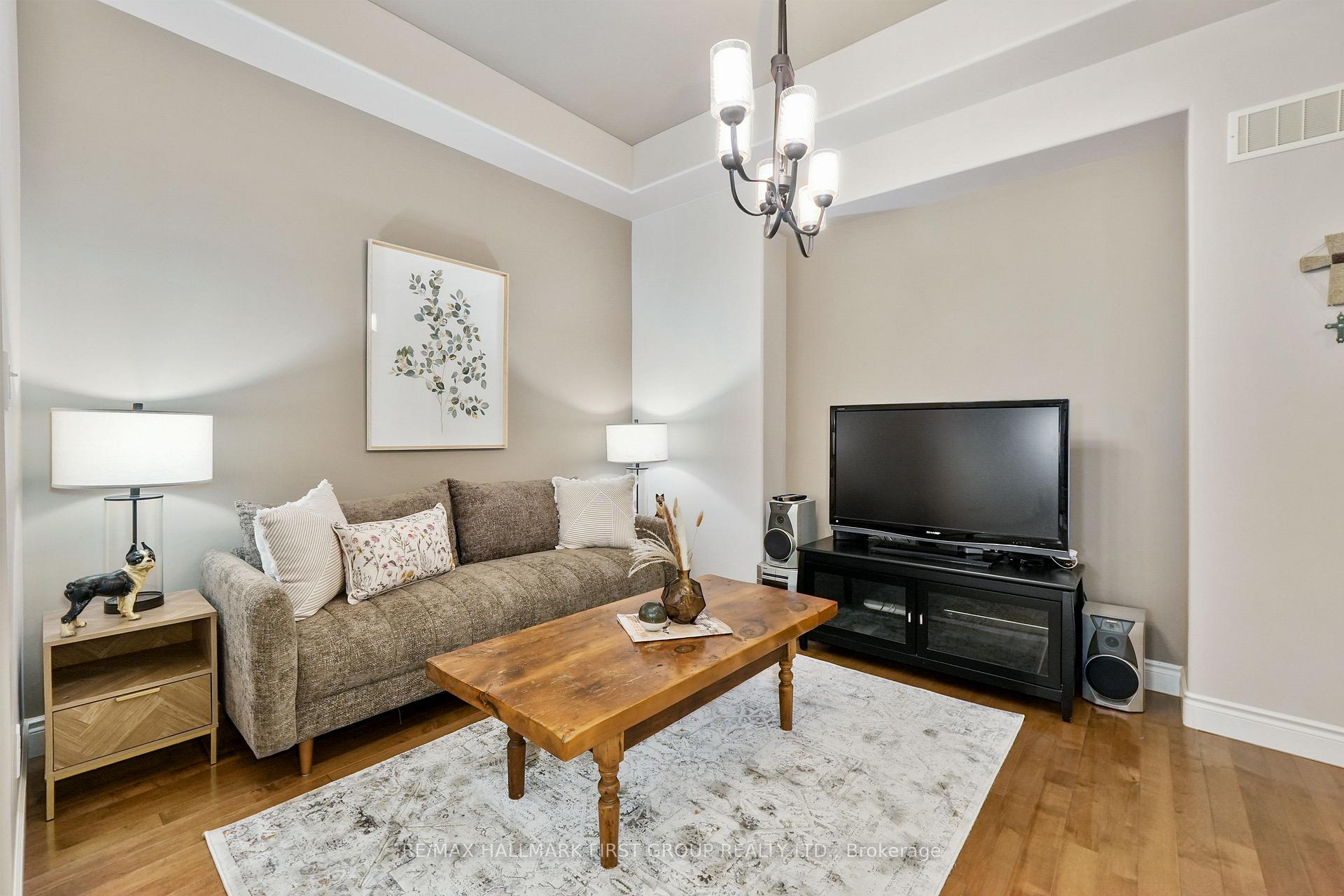 Photo 10 of 29 Algonquin Avenue, Brighton — HOMEH