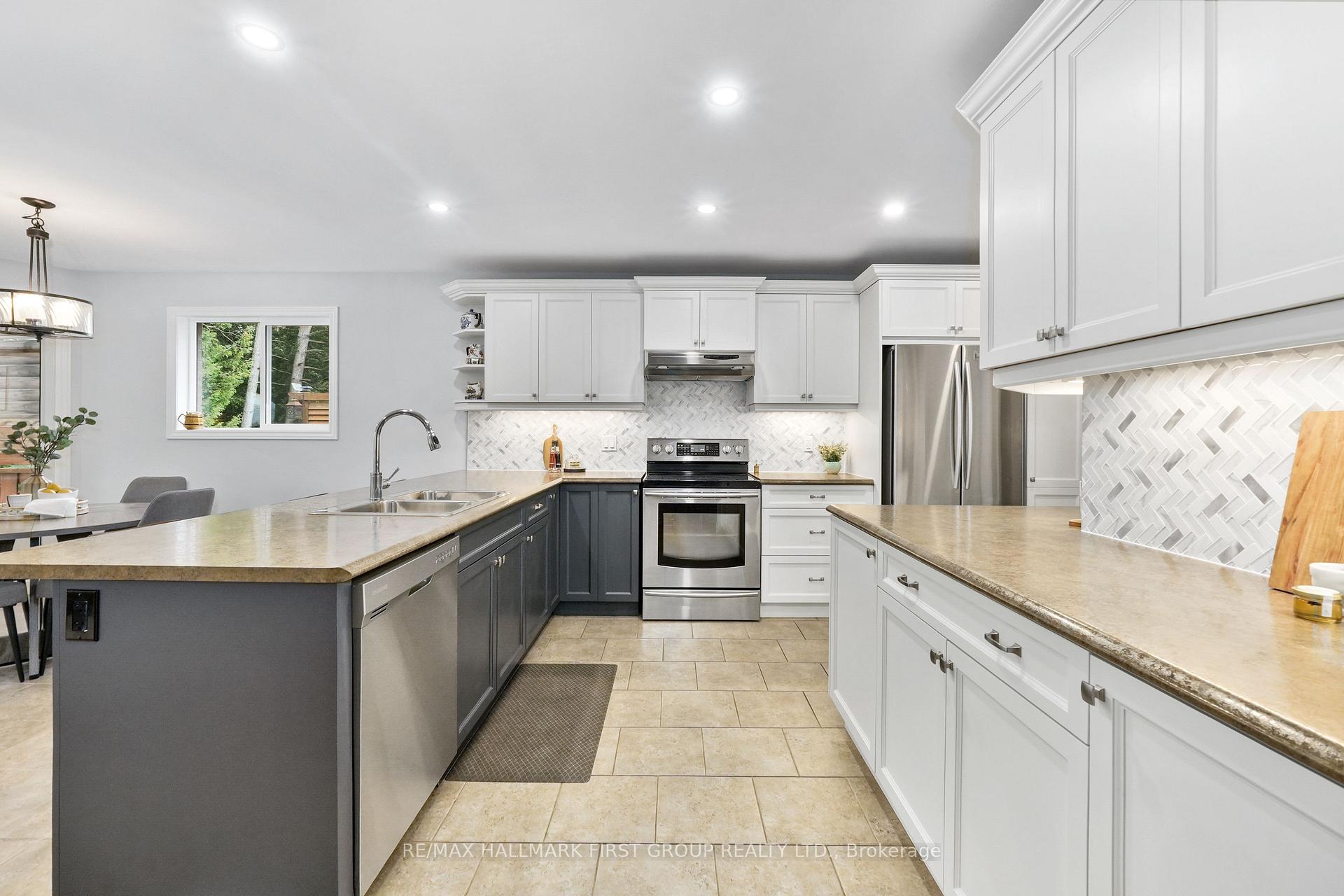 Photo 14 of 29 Algonquin Avenue, Brighton — HOMEH