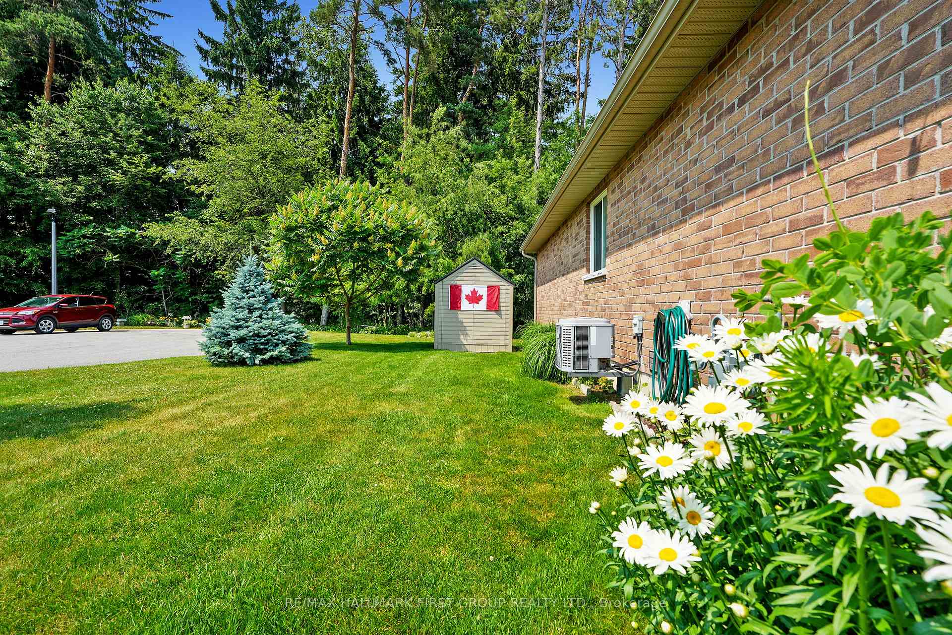 Photo 42 of 29 Algonquin Avenue, Brighton — HOMEH