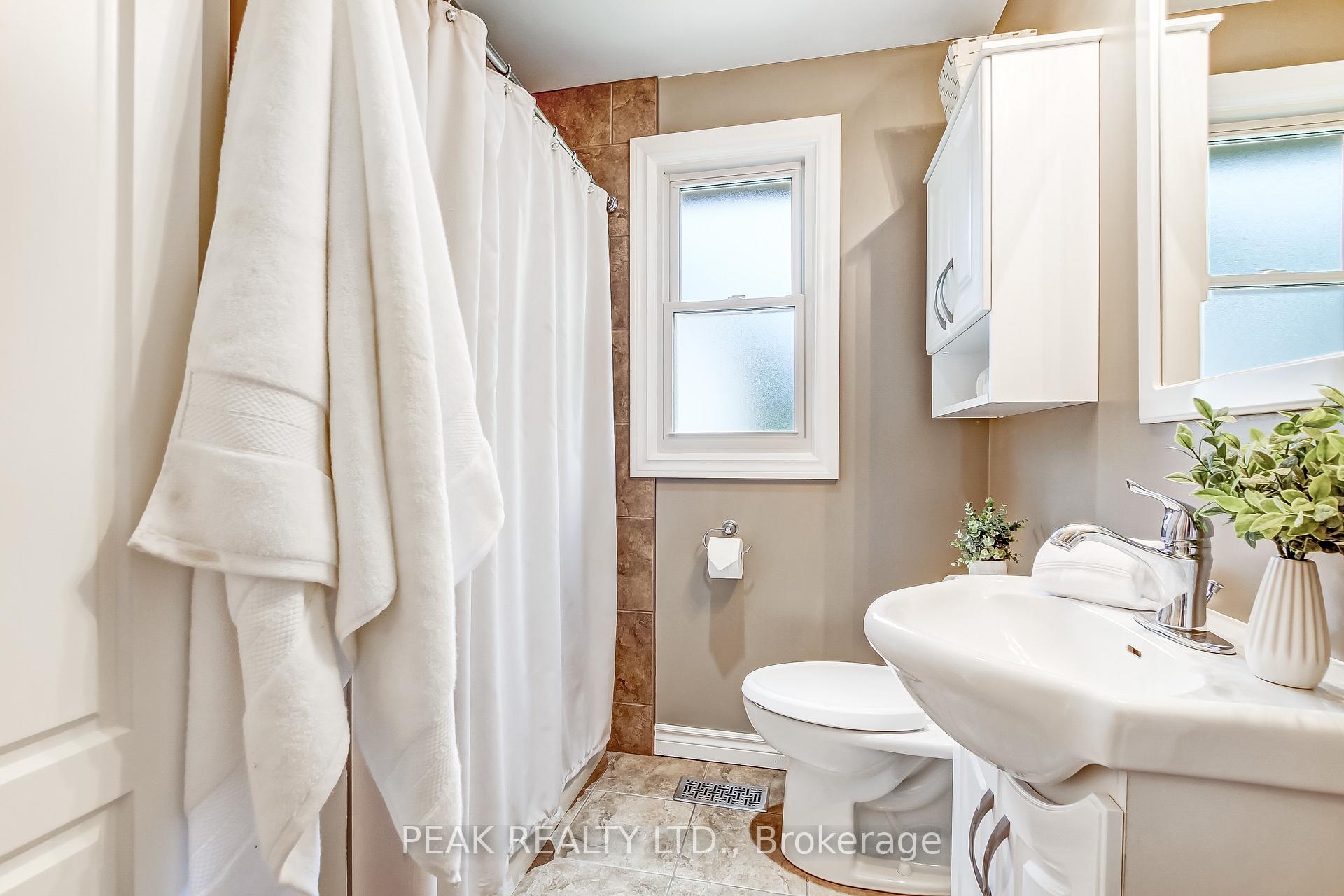 Photo 5 of 62 Ball Street, Brant, Paris — HOMEH