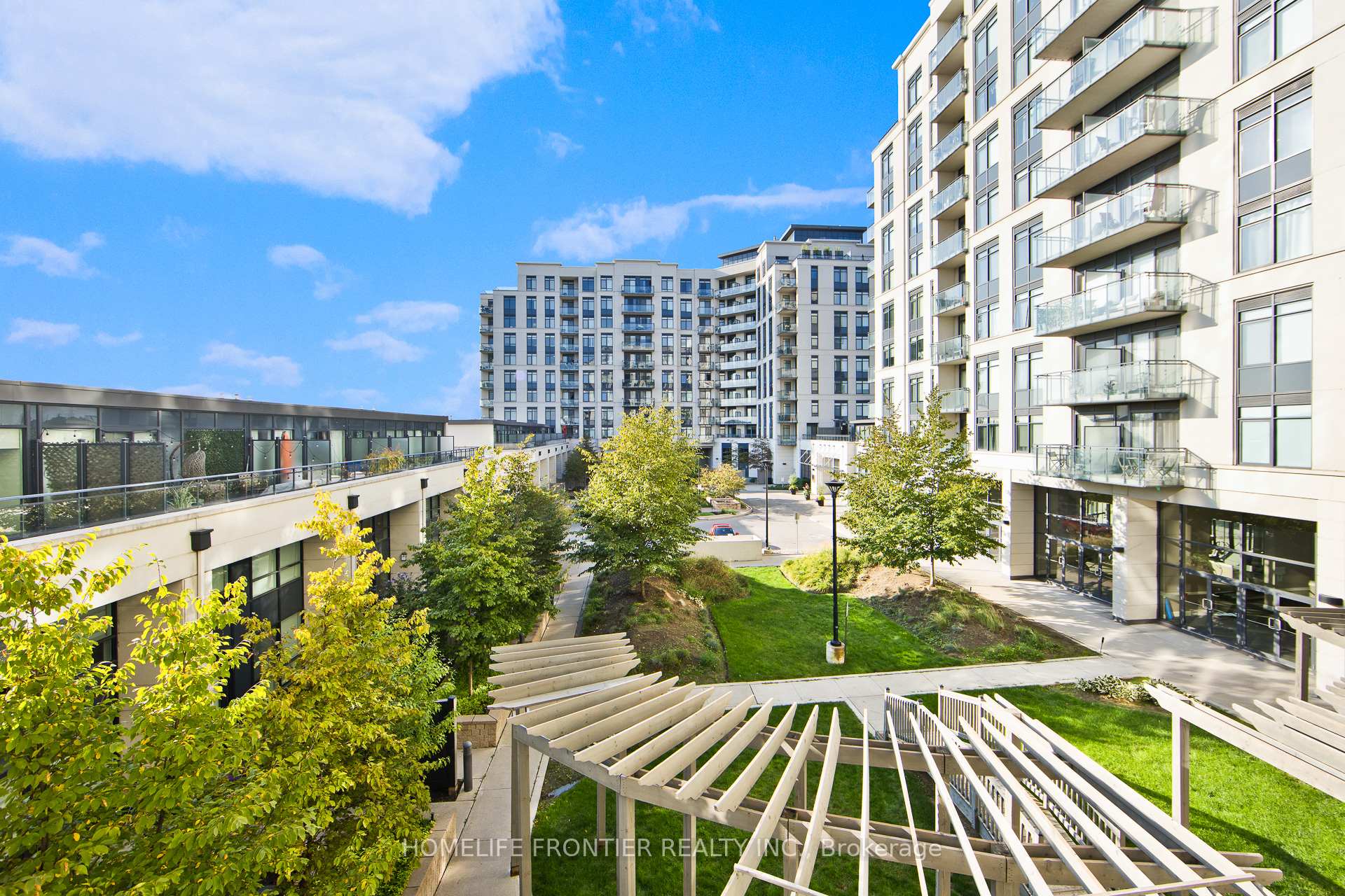 Photo 18 of Unit 216, 12 Woodstream Boulevard, Vaughan, Vaughan Grove — HOMEH