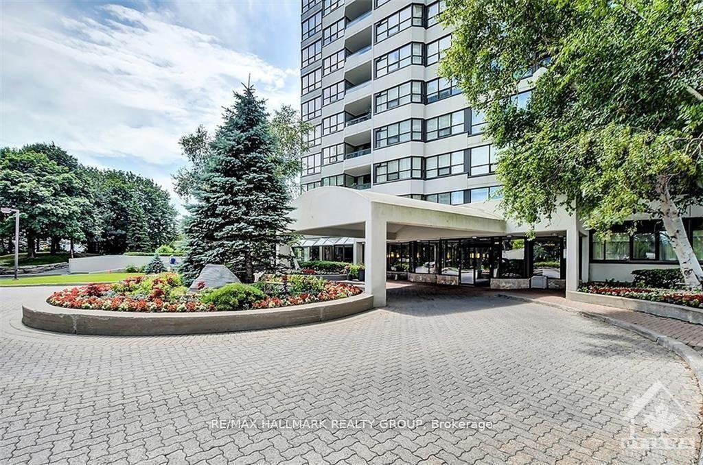 Photo 3 of Unit 306, 1510 Riverside Drive, Ottawa, Riverview Park — HOMEH