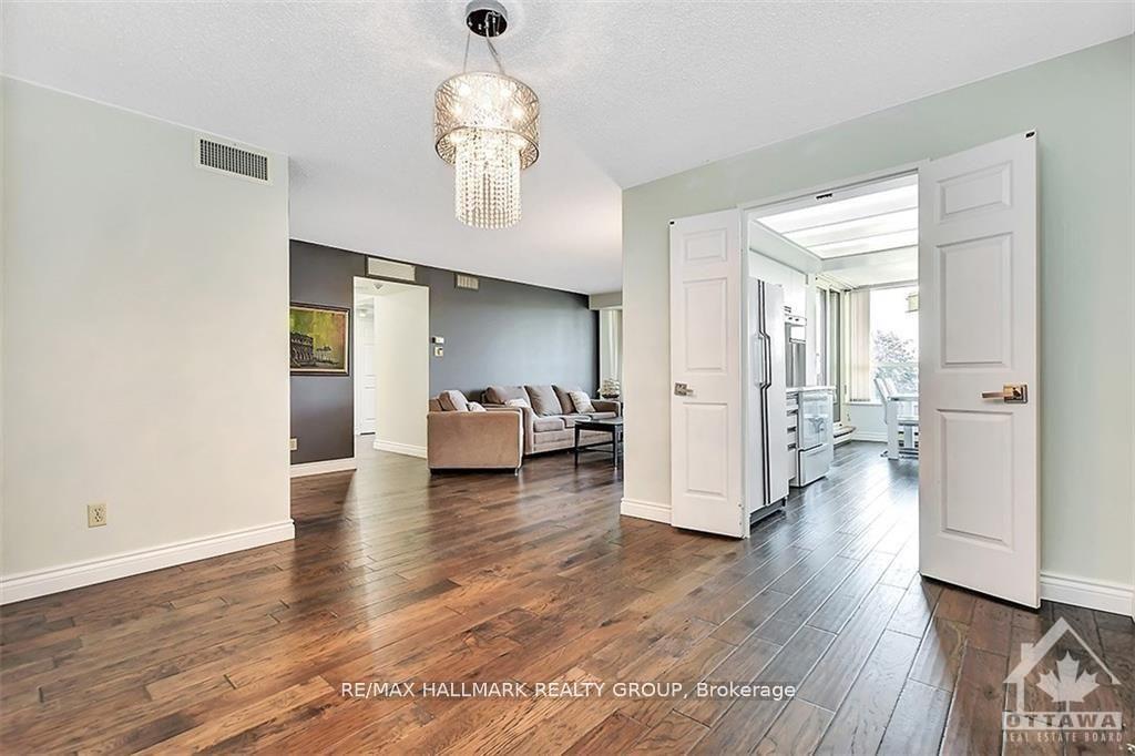 Photo 12 of Unit 306, 1510 Riverside Drive, Ottawa, Riverview Park — HOMEH