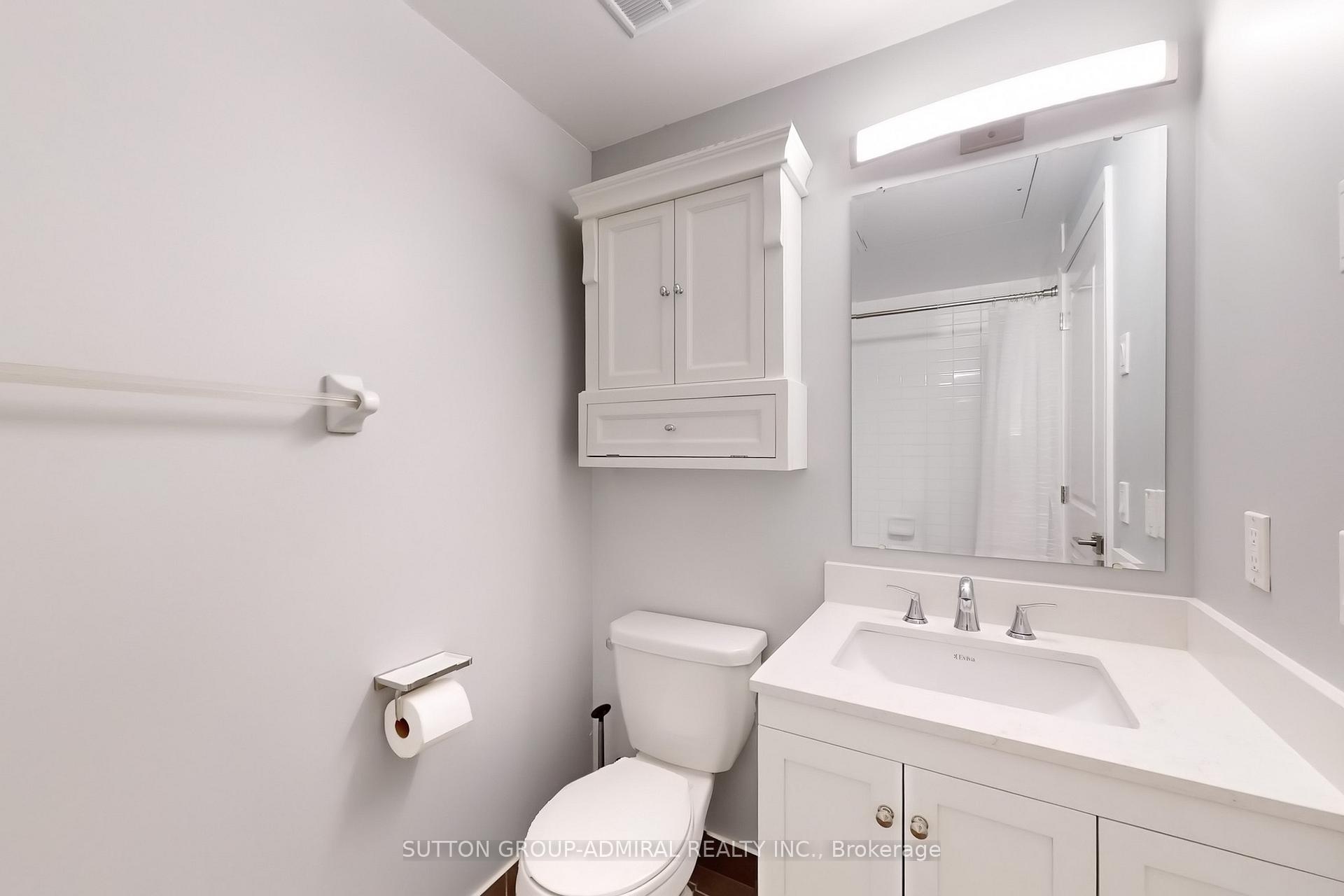 Photo 10 of Unit 502, 23 Glebe Road W, Toronto, Yonge-Eglinton — HOMEH