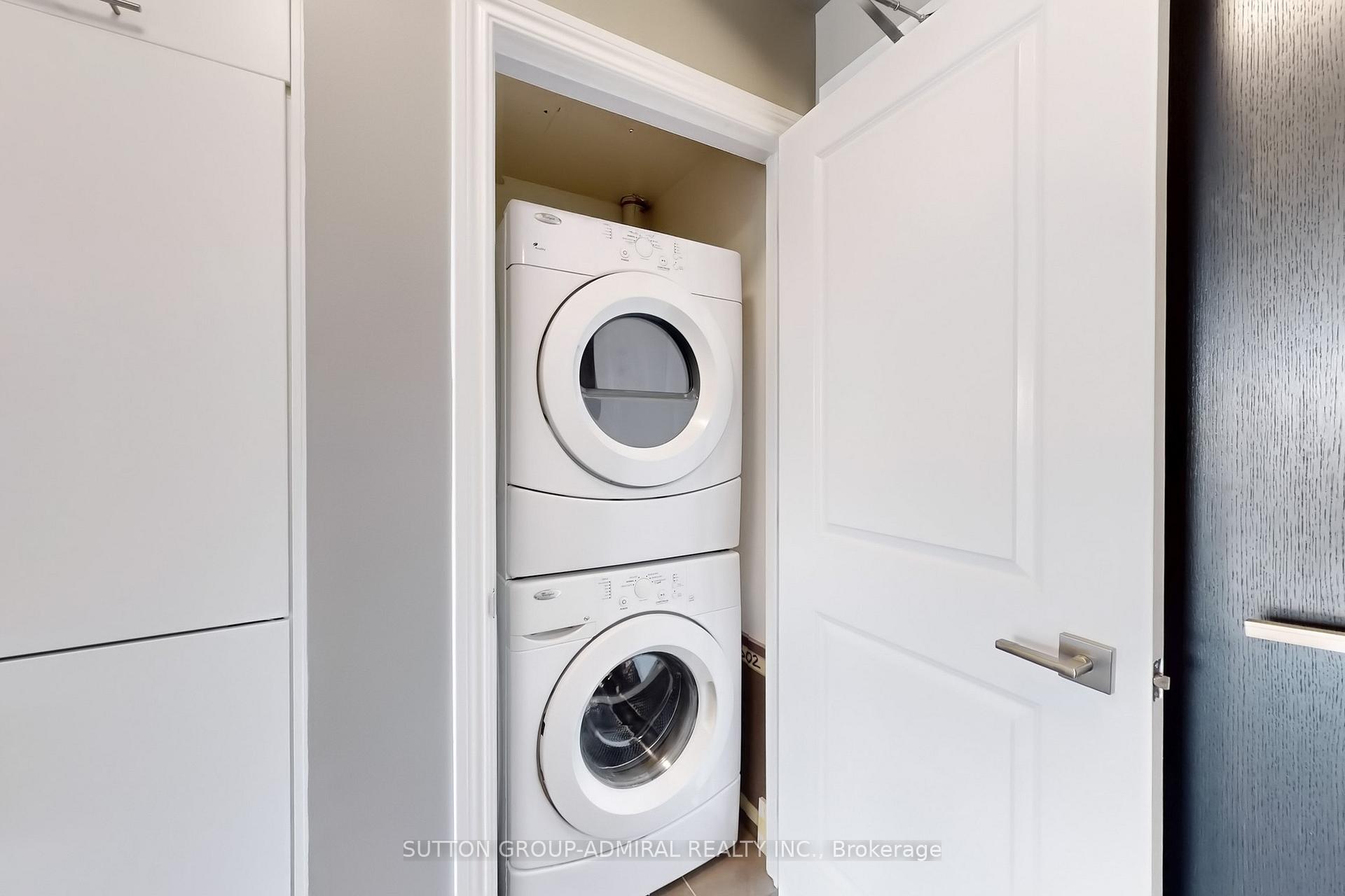 Photo 12 of Unit 502, 23 Glebe Road W, Toronto, Yonge-Eglinton — HOMEH