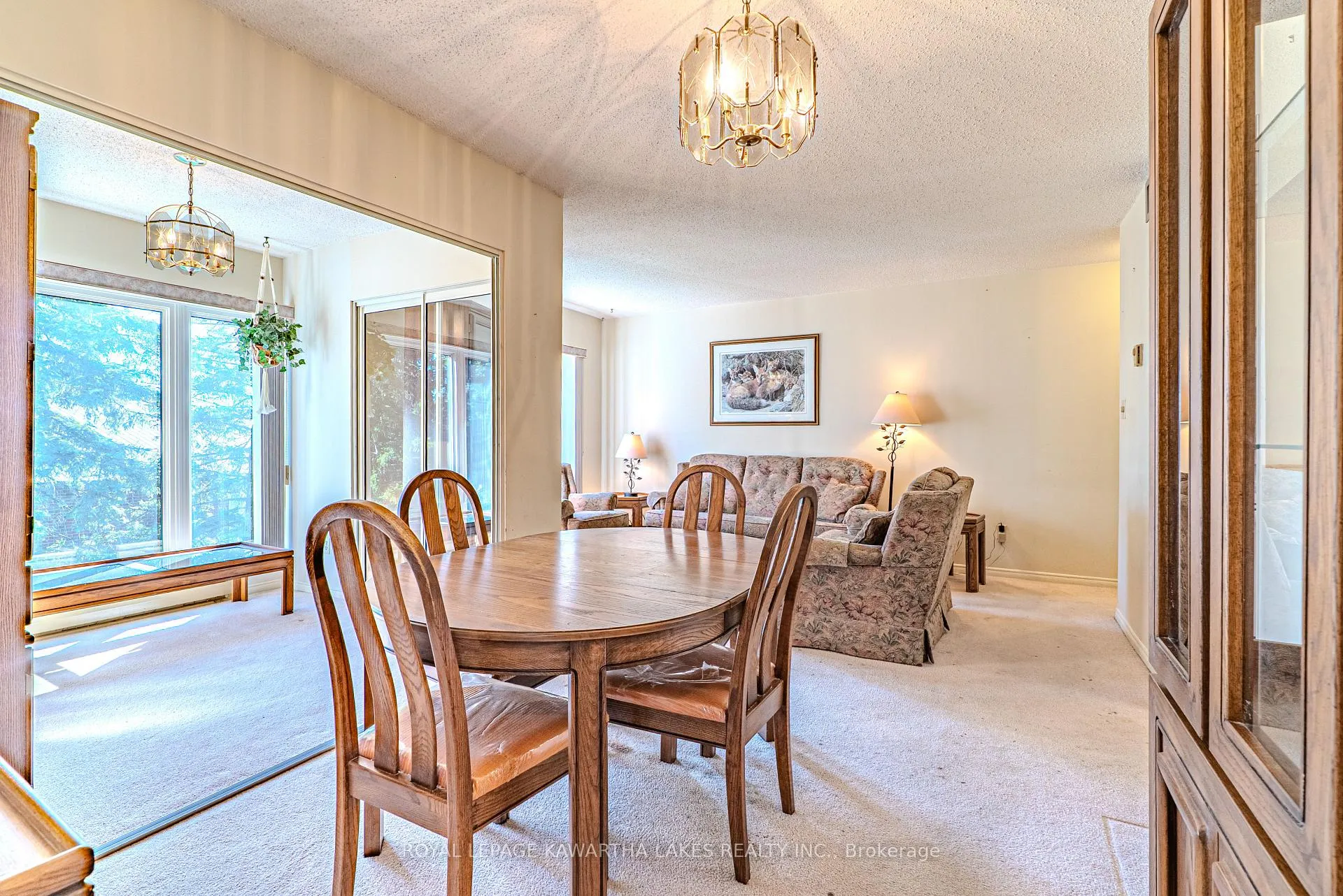 Photo 8 of Unit 215, 2 Heritage Way, Kawartha Lakes, Lindsay — HOMEH