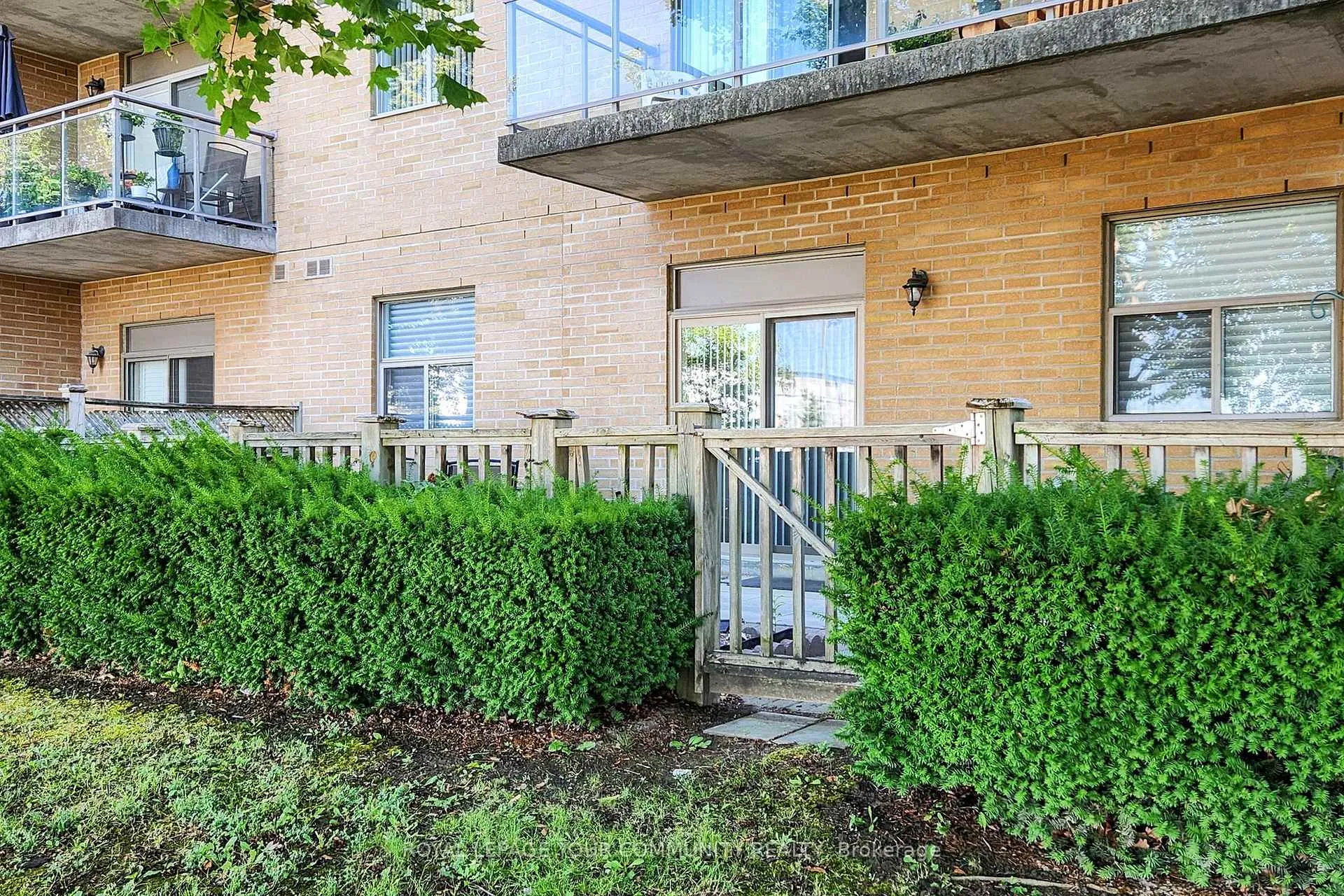 Photo 30 of Unit 114, 2502 Rutherford Road, Vaughan, Maple — HOMEH