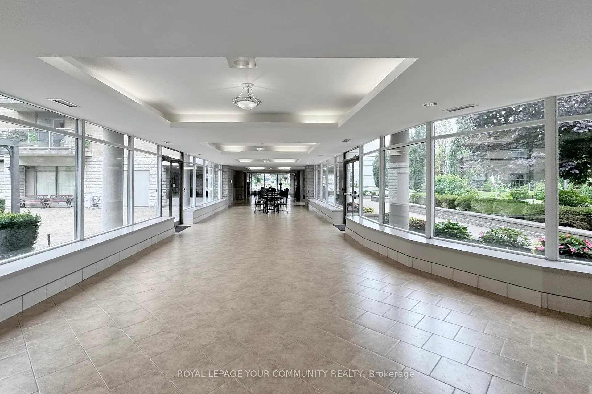 Photo 35 of Unit 114, 2502 Rutherford Road, Vaughan, Maple — HOMEH