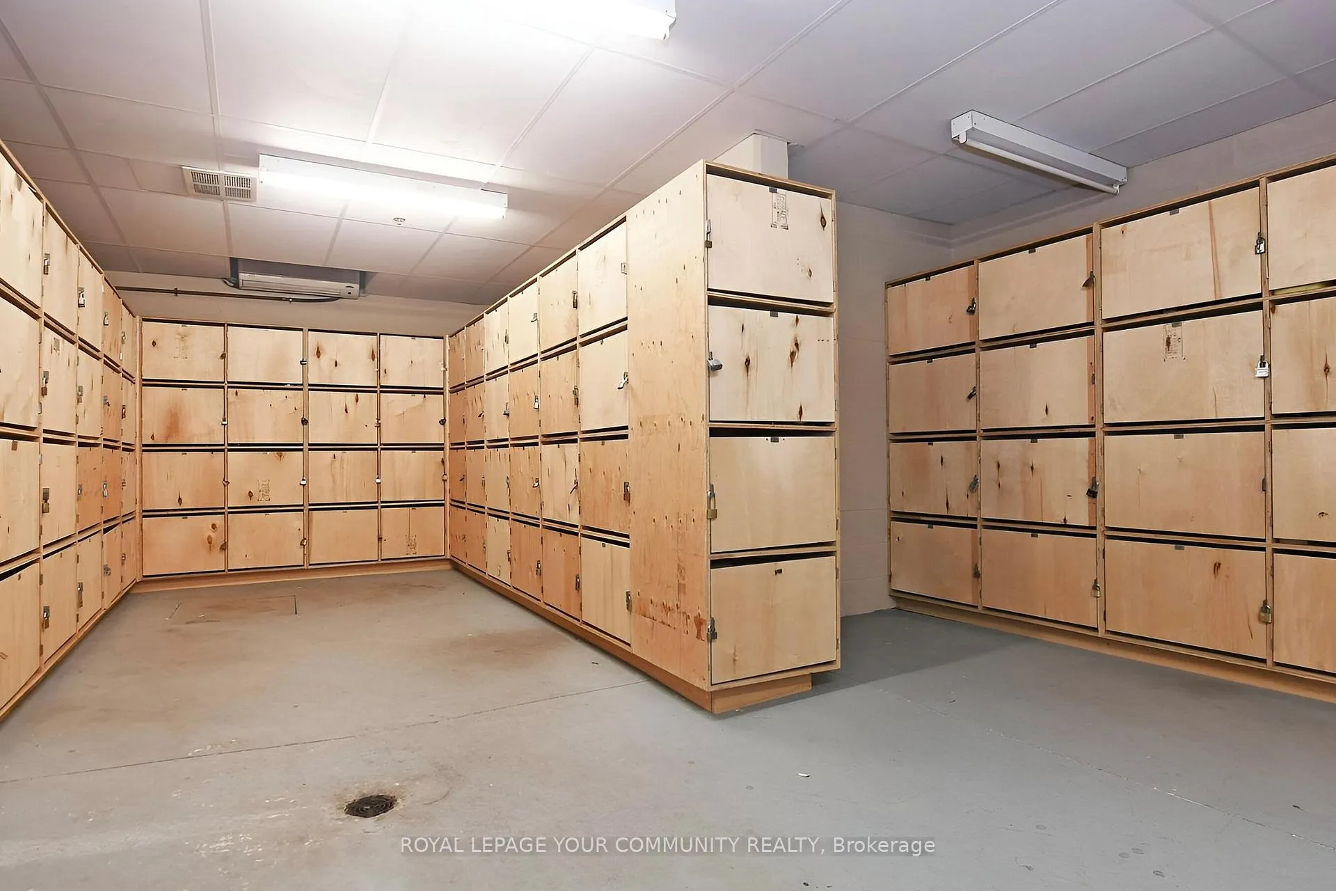 Photo 39 of Unit 114, 2502 Rutherford Road, Vaughan, Maple — HOMEH