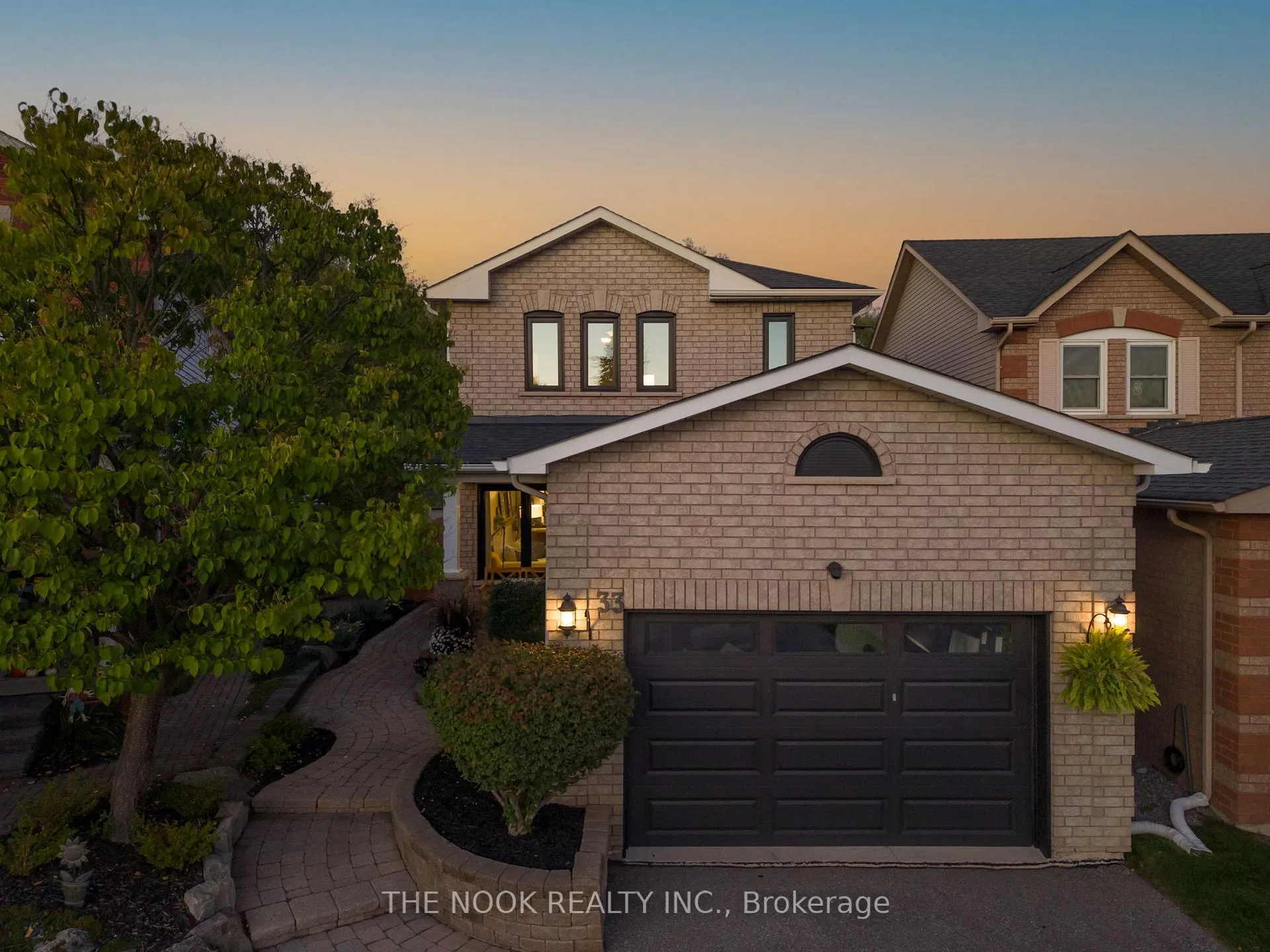 Photo 5 of 33 Abernethy Crescent, Clarington, Bowmanville — HOMEH