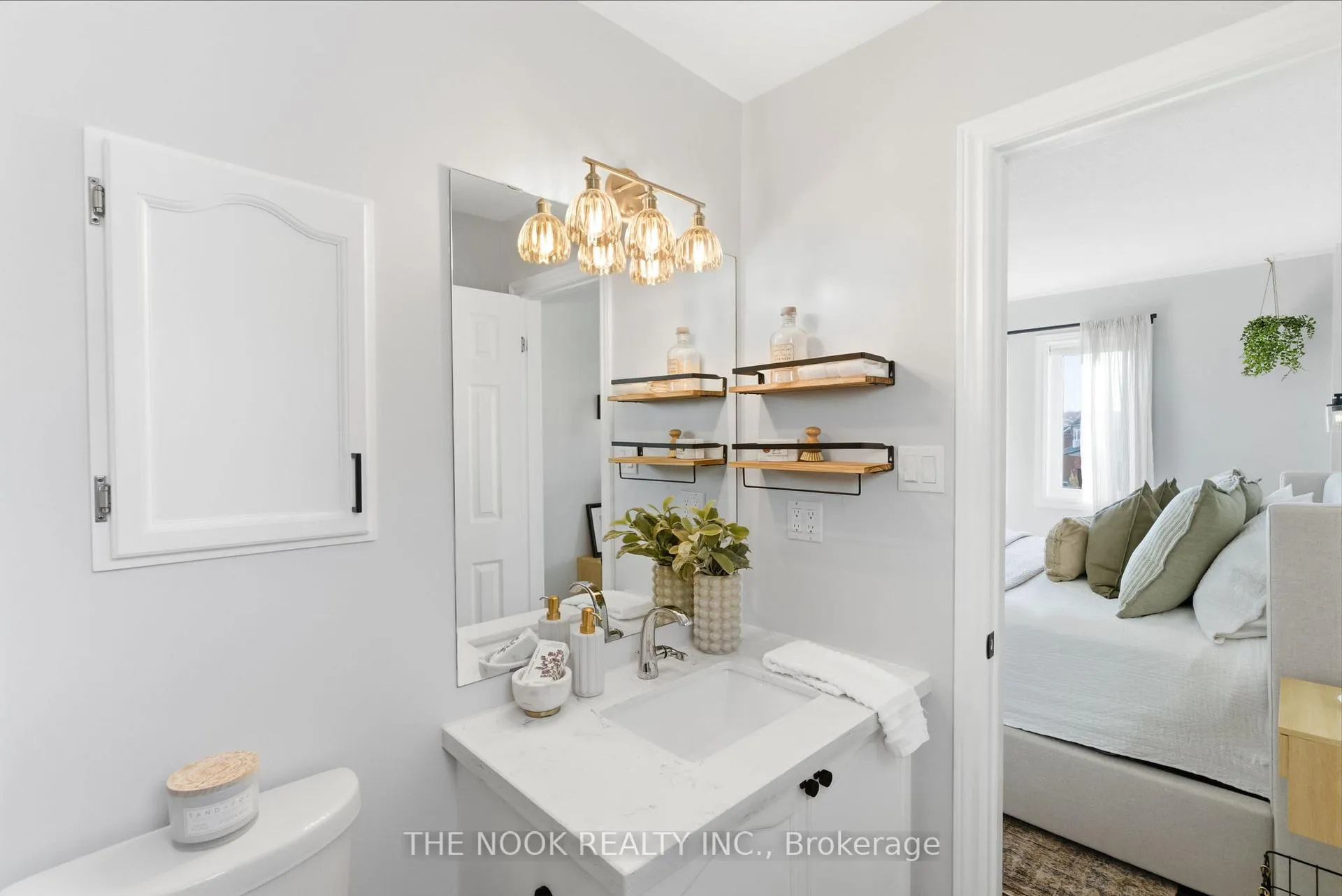 Photo 27 of 33 Abernethy Crescent, Clarington, Bowmanville — HOMEH