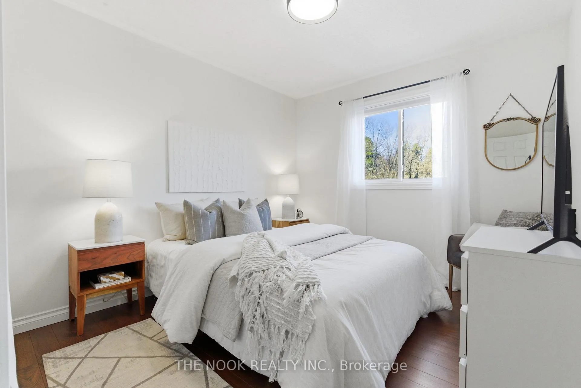 Photo 29 of 33 Abernethy Crescent, Clarington, Bowmanville — HOMEH