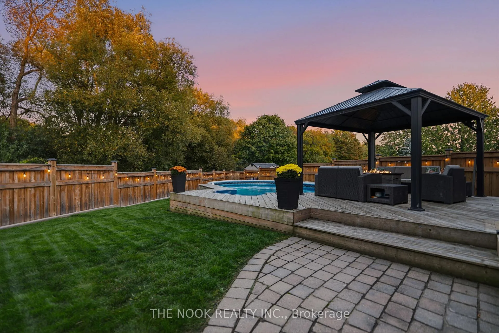 Photo 42 of 33 Abernethy Crescent, Clarington, Bowmanville — HOMEH