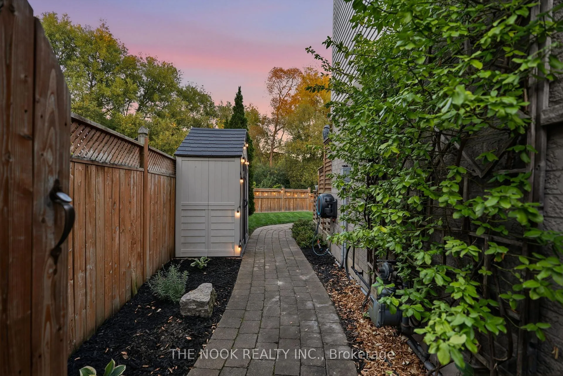 Photo 48 of 33 Abernethy Crescent, Clarington, Bowmanville — HOMEH