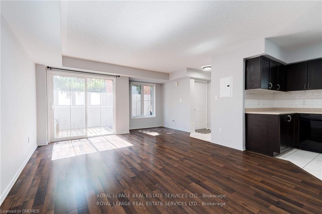 Photo 13 of Unit 20, 2460 Post Road, Oakville, River Oaks — HOMEH