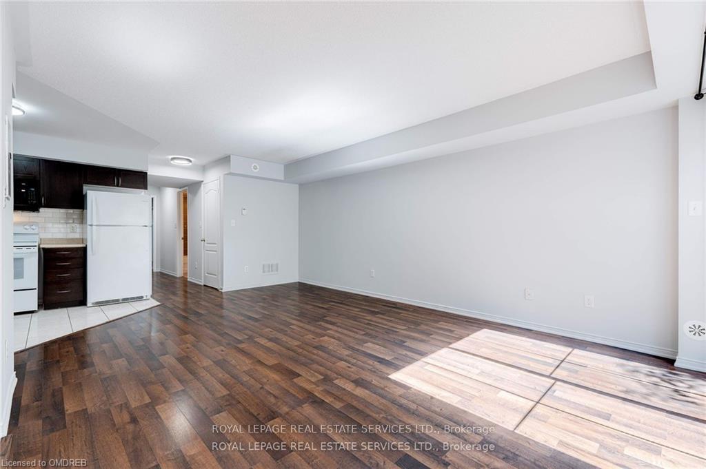 Photo 16 of Unit 20, 2460 Post Road, Oakville, River Oaks — HOMEH