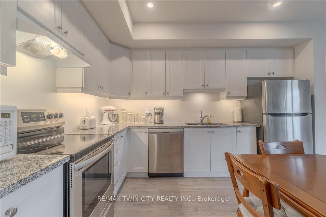 Photo 12 of Unit 17, 2 Willow Street, Brant, Paris — HOMEH
