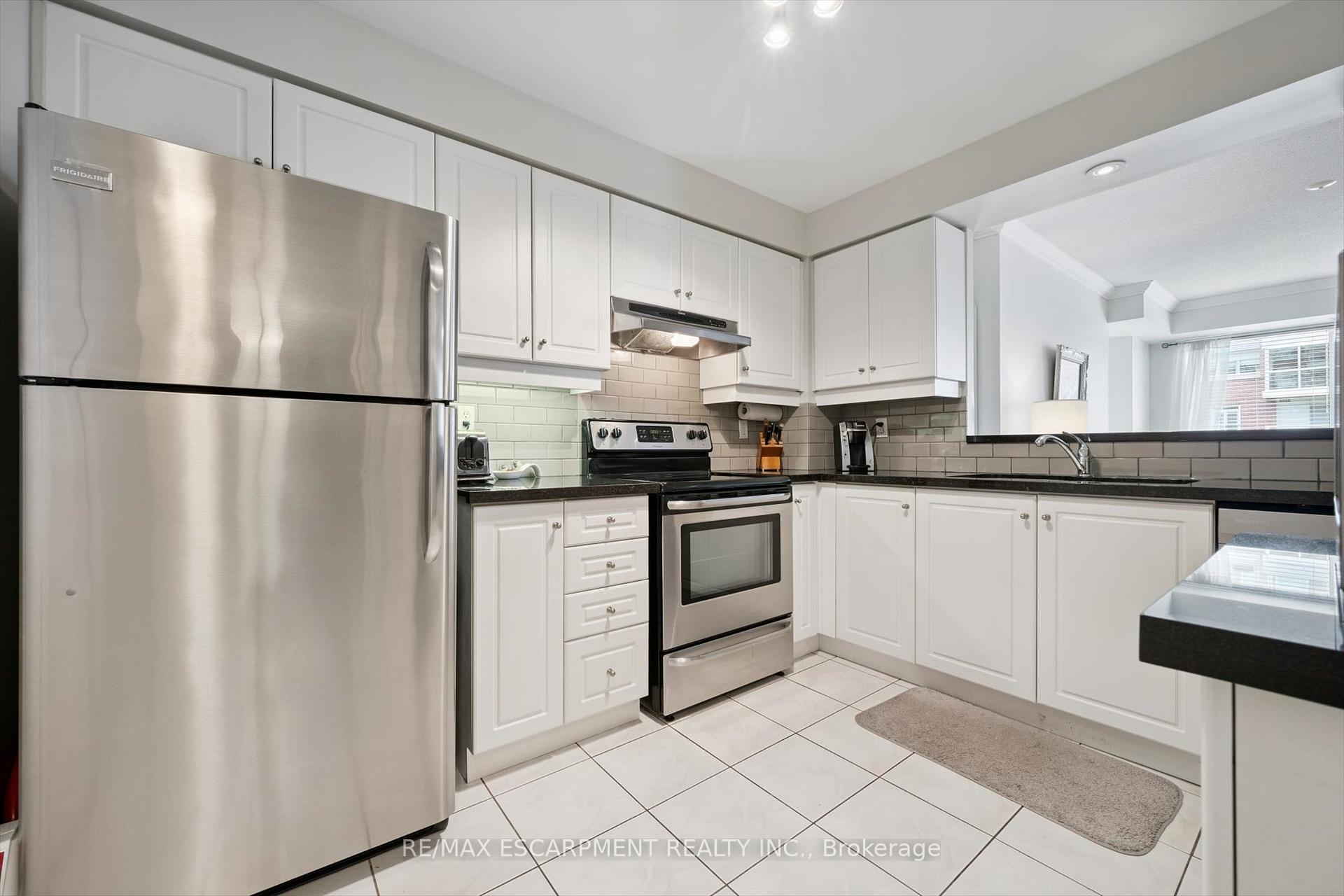 Photo 7 of Unit 704, 60 Old Mill Road, Oakville, Old Oakville — HOMEH