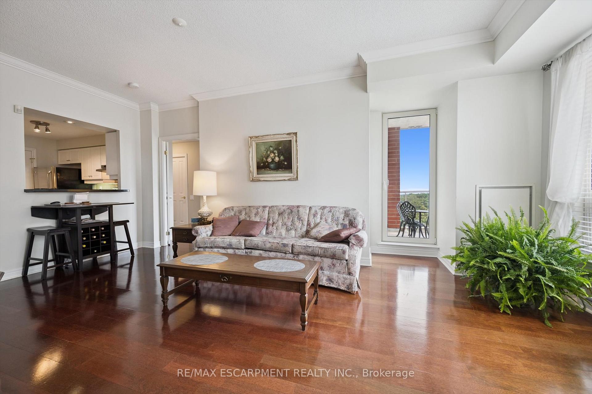 Photo 13 of Unit 704, 60 Old Mill Road, Oakville, Old Oakville — HOMEH