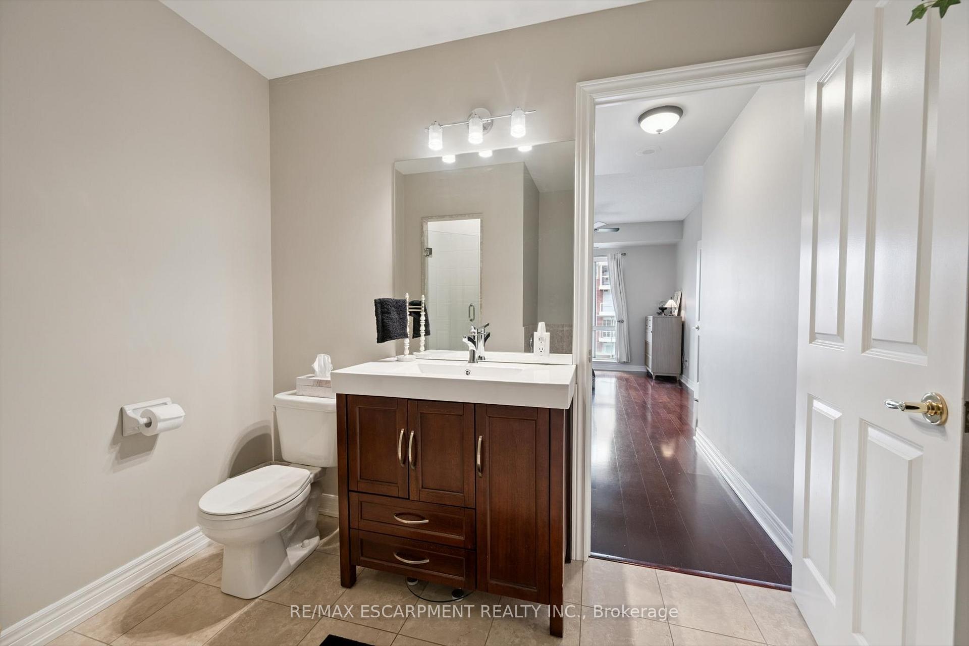 Photo 18 of Unit 704, 60 Old Mill Road, Oakville, Old Oakville — HOMEH