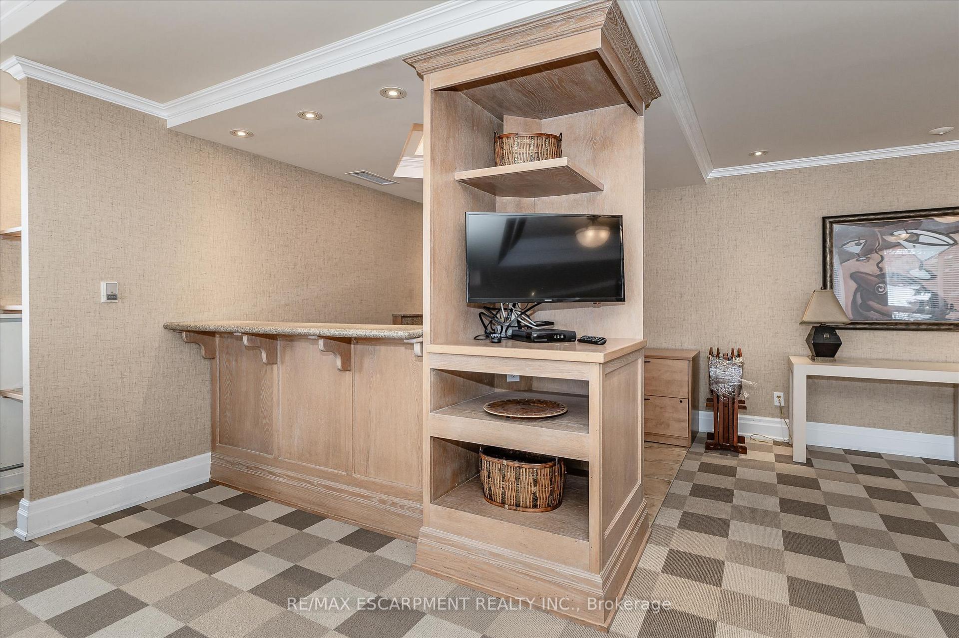 Photo 38 of Unit 704, 60 Old Mill Road, Oakville, Old Oakville — HOMEH