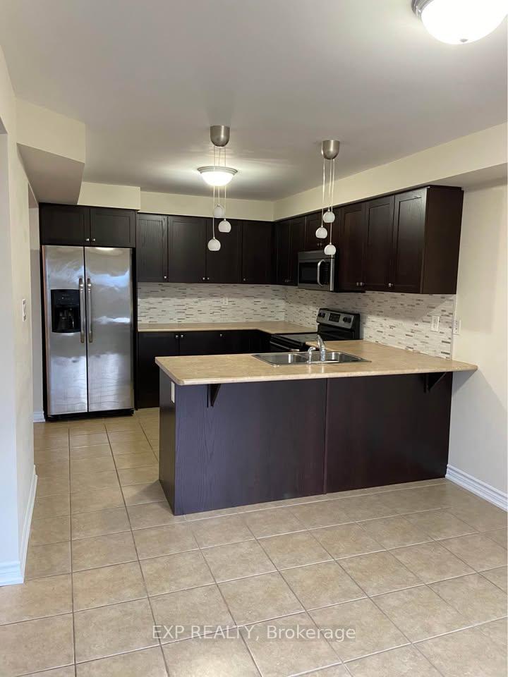 Photo 9 of 133 Worden Drive, Clarington, Courtice — HOMEH