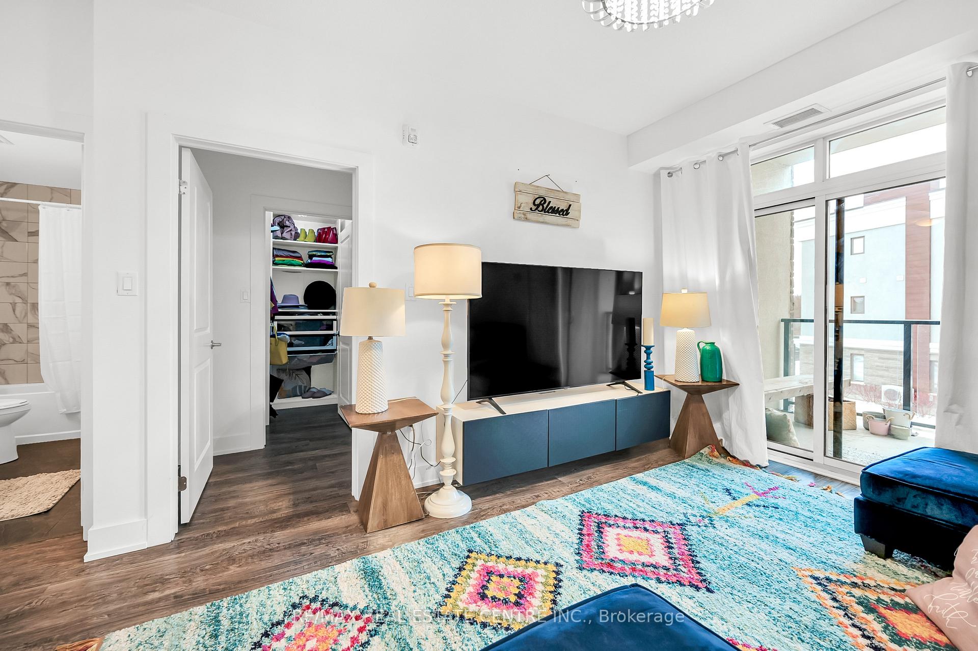 Photo 13 of Unit 222, 101 Shoreview Place, Hamilton, Lakeshore — HOMEH