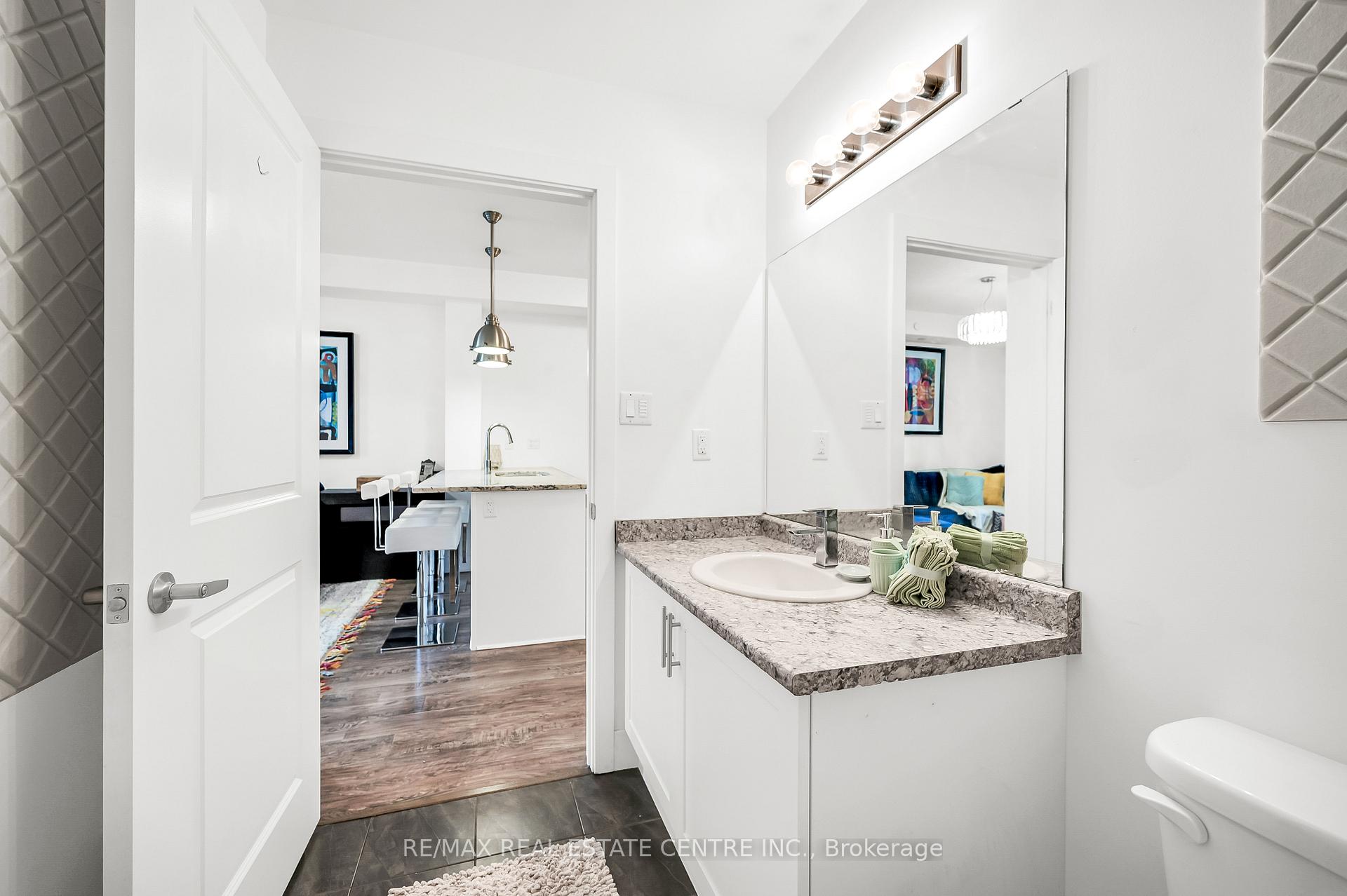 Photo 19 of Unit 222, 101 Shoreview Place, Hamilton, Lakeshore — HOMEH