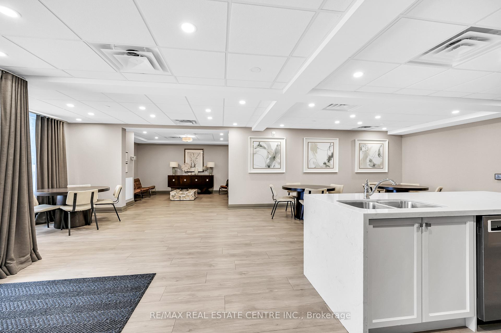 Photo 27 of Unit 222, 101 Shoreview Place, Hamilton, Lakeshore — HOMEH
