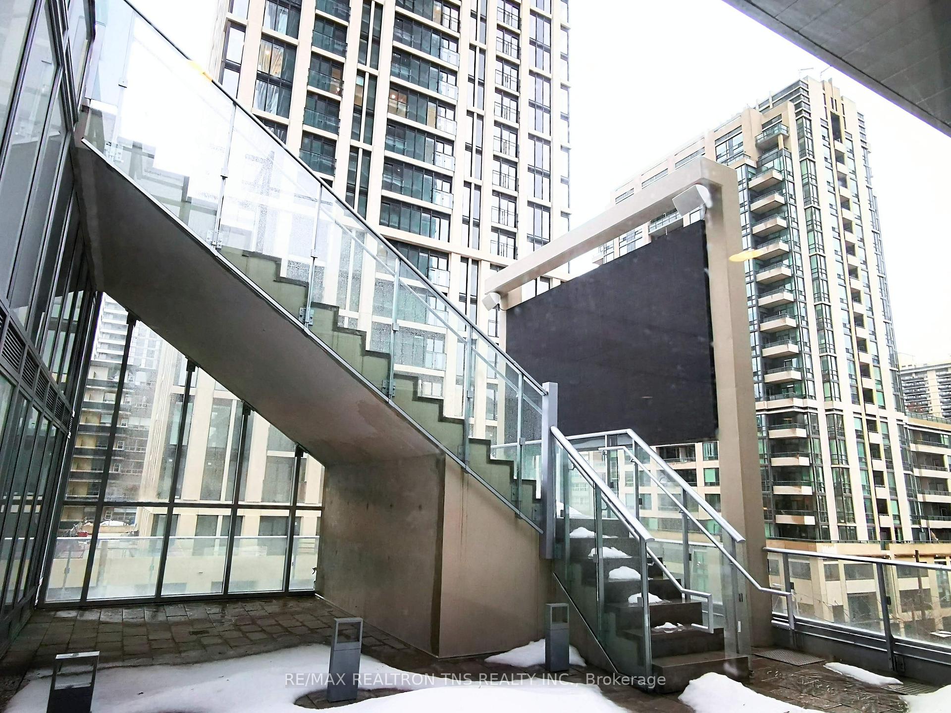Photo 11 of Unit 3308, 99 Broadway Avenue, Toronto, Mount Pleasant West — HOMEH