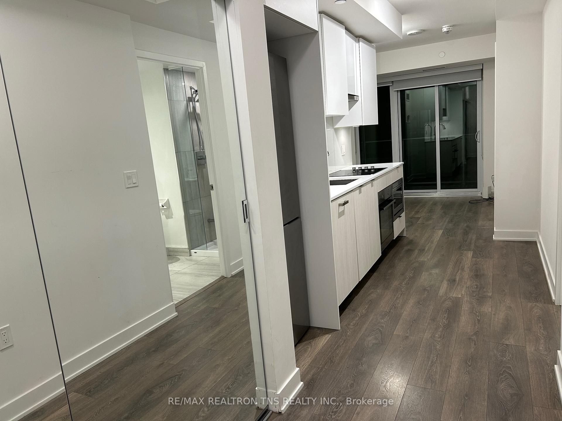Photo 8 of Unit 3308, 99 Broadway Avenue, Toronto, Mount Pleasant West — HOMEH