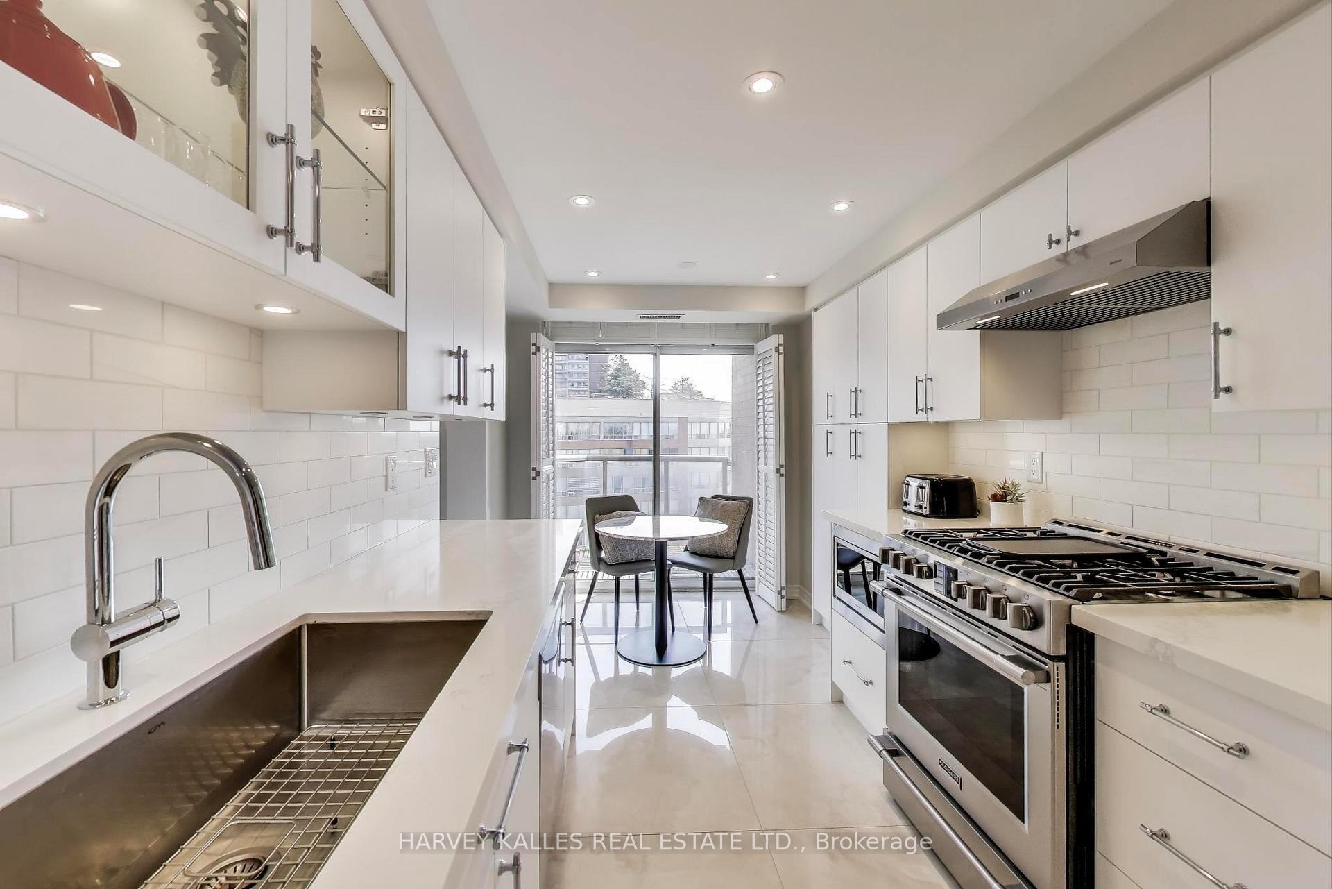 Photo 1 of Unit 803, 265 Ridley Boulevard, Toronto, Bedford Park-Nortown — HOMEH