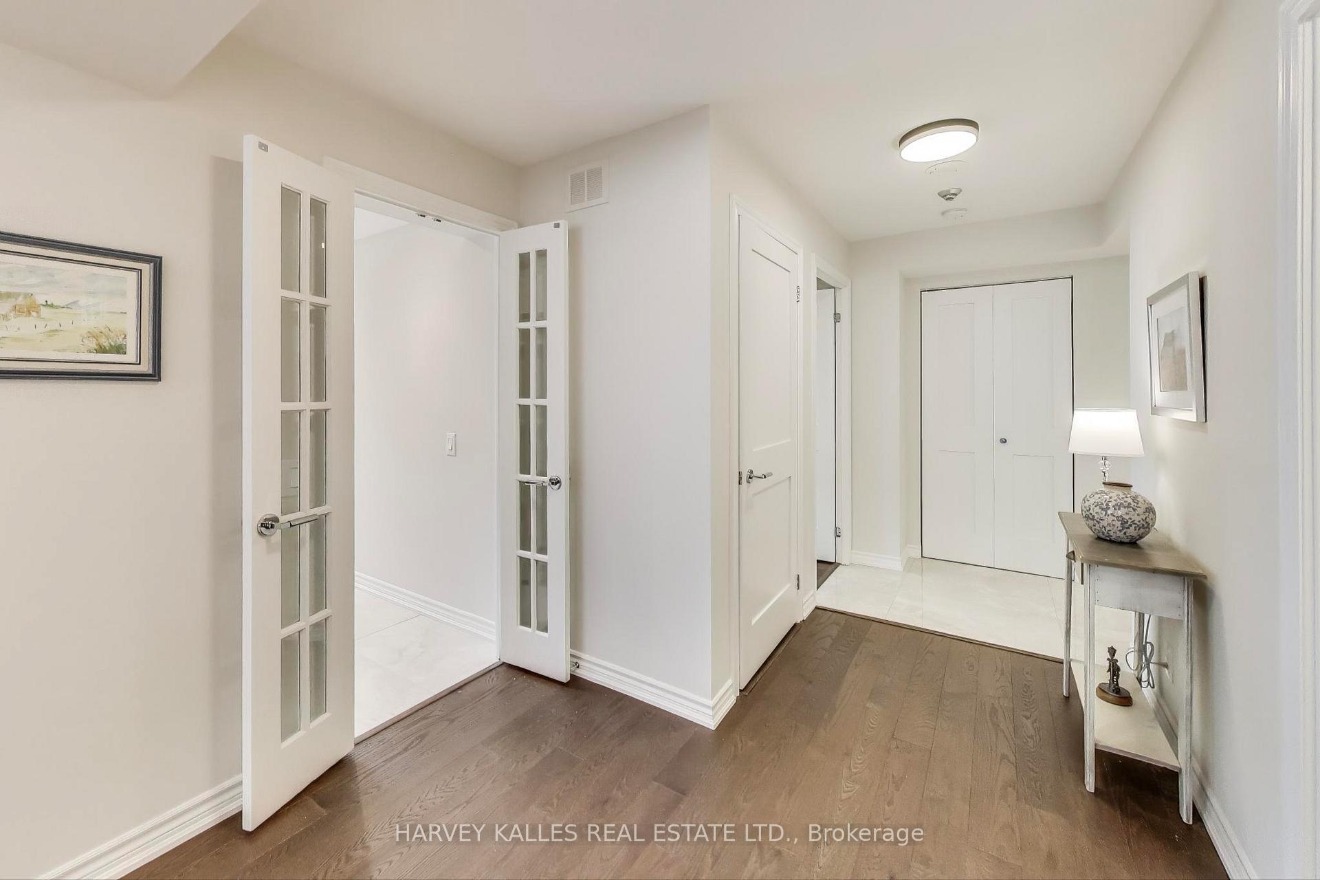 Photo 6 of Unit 803, 265 Ridley Boulevard, Toronto, Bedford Park-Nortown — HOMEH