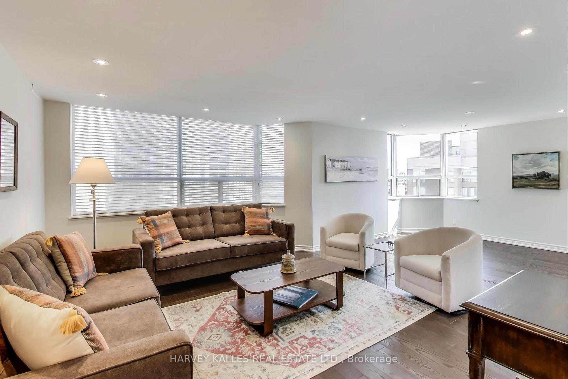 Photo 10 of Unit 803, 265 Ridley Boulevard, Toronto, Bedford Park-Nortown — HOMEH