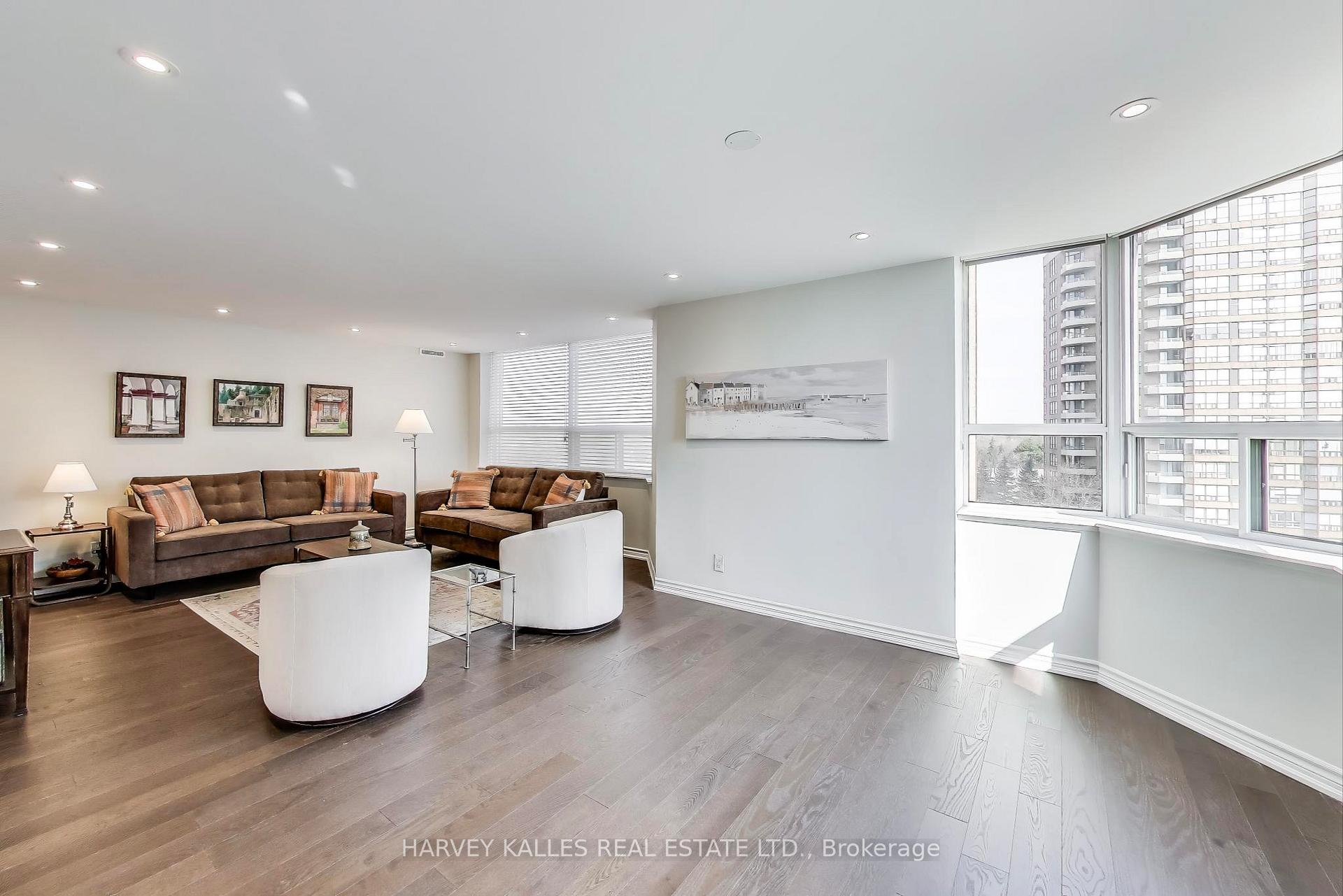 Photo 14 of Unit 803, 265 Ridley Boulevard, Toronto, Bedford Park-Nortown — HOMEH