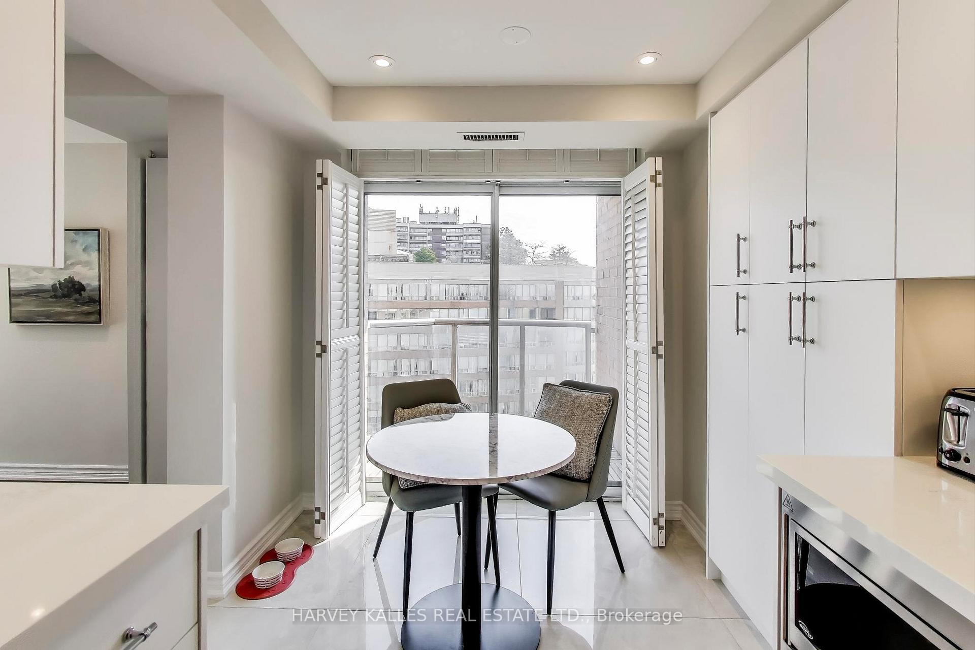 Photo 18 of Unit 803, 265 Ridley Boulevard, Toronto, Bedford Park-Nortown — HOMEH