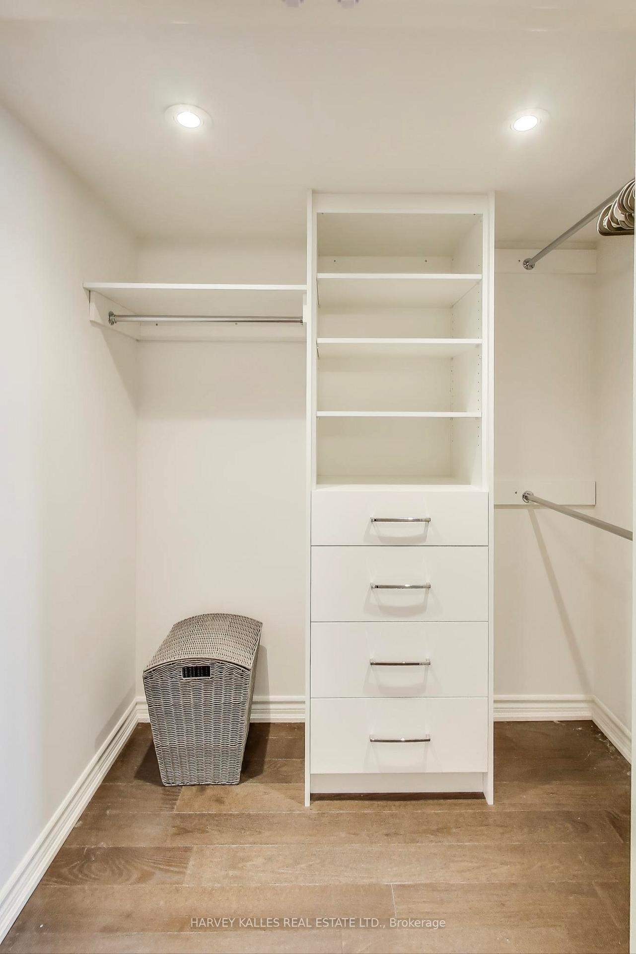 Photo 23 of Unit 803, 265 Ridley Boulevard, Toronto, Bedford Park-Nortown — HOMEH