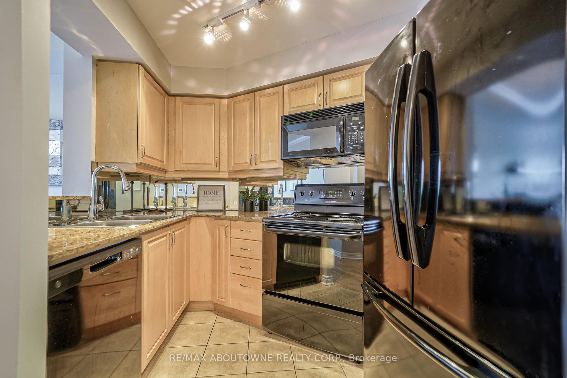 Photo 10 of Unit 204, 40 Old Mill Road, Oakville, Old Oakville — HOMEH