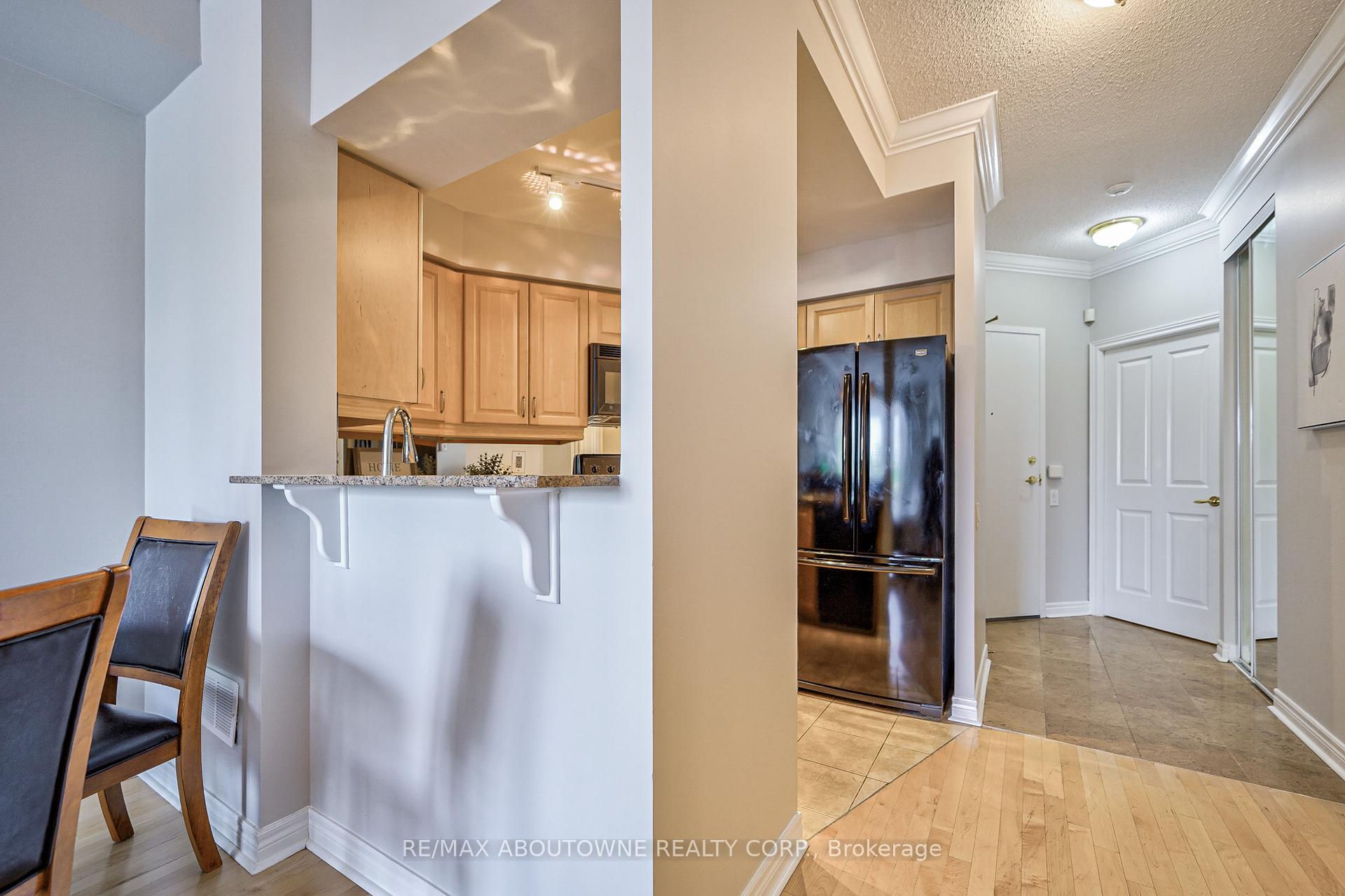 Photo 11 of Unit 204, 40 Old Mill Road, Oakville, Old Oakville — HOMEH