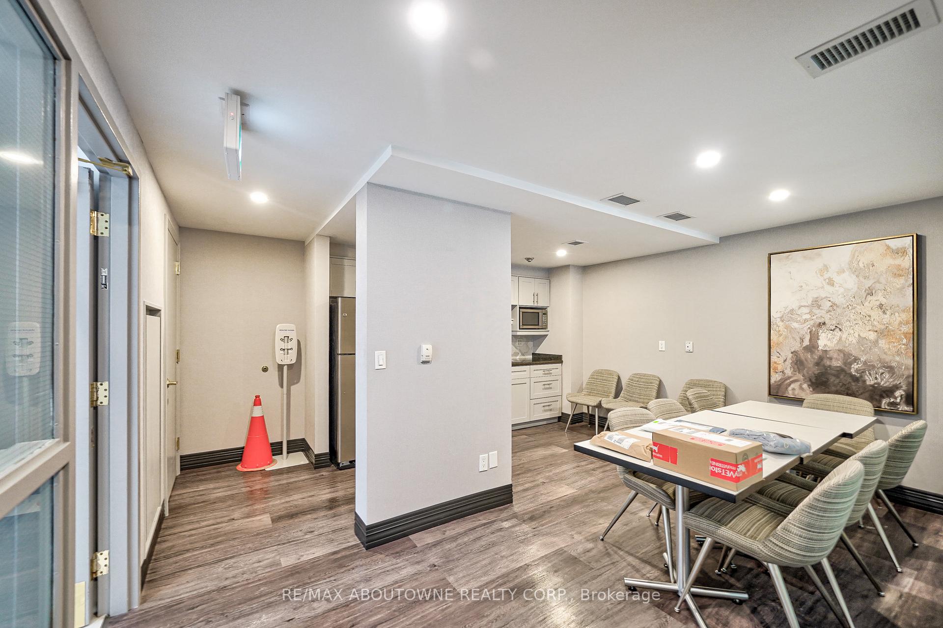 Photo 40 of Unit 204, 40 Old Mill Road, Oakville, Old Oakville — HOMEH