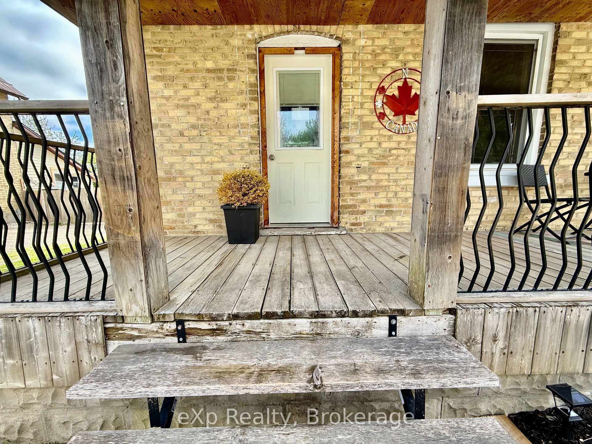 Photo 3 of 28 King Street, Brockton — HOMEH