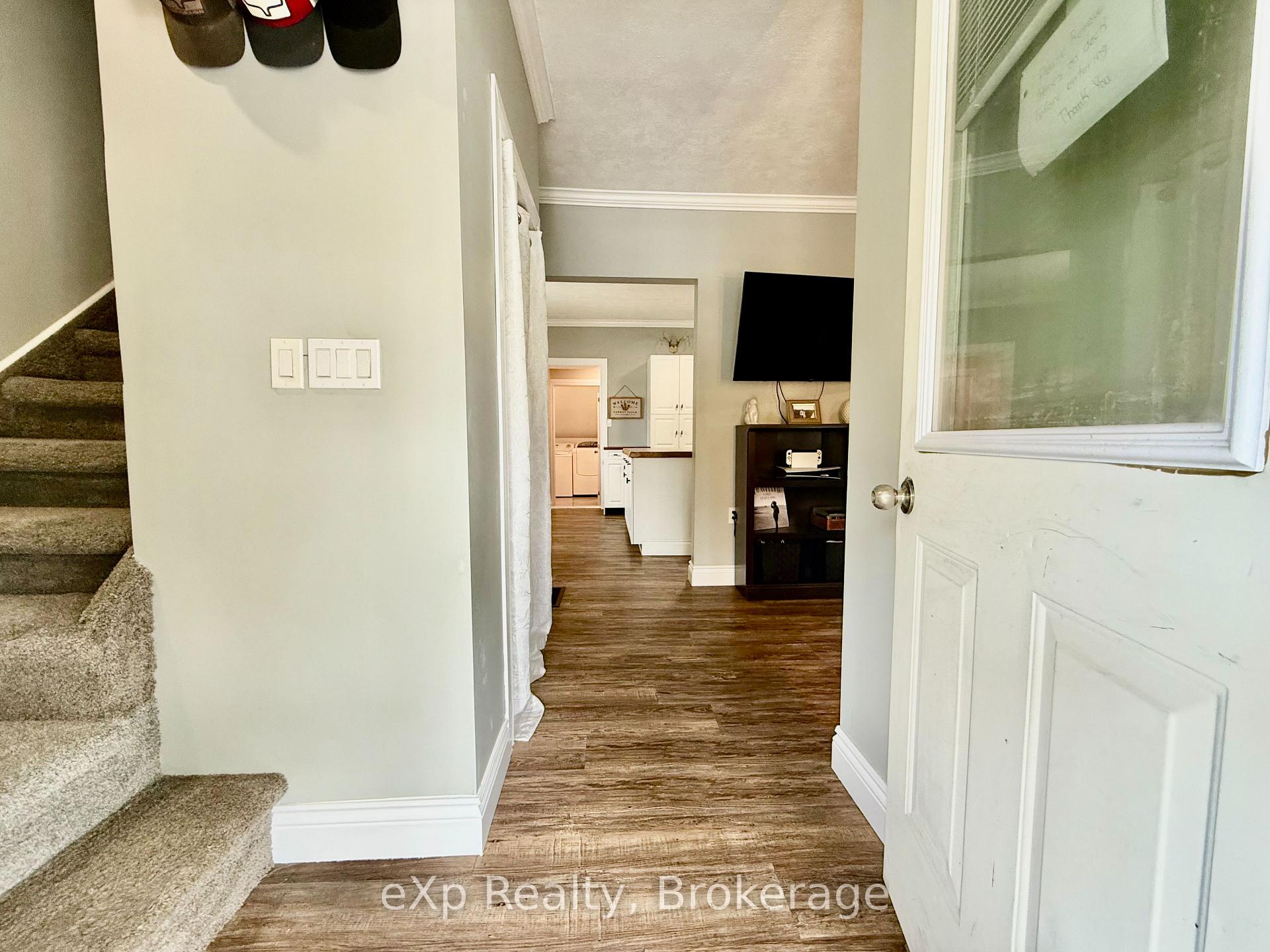 Photo 6 of 28 King Street, Brockton — HOMEH